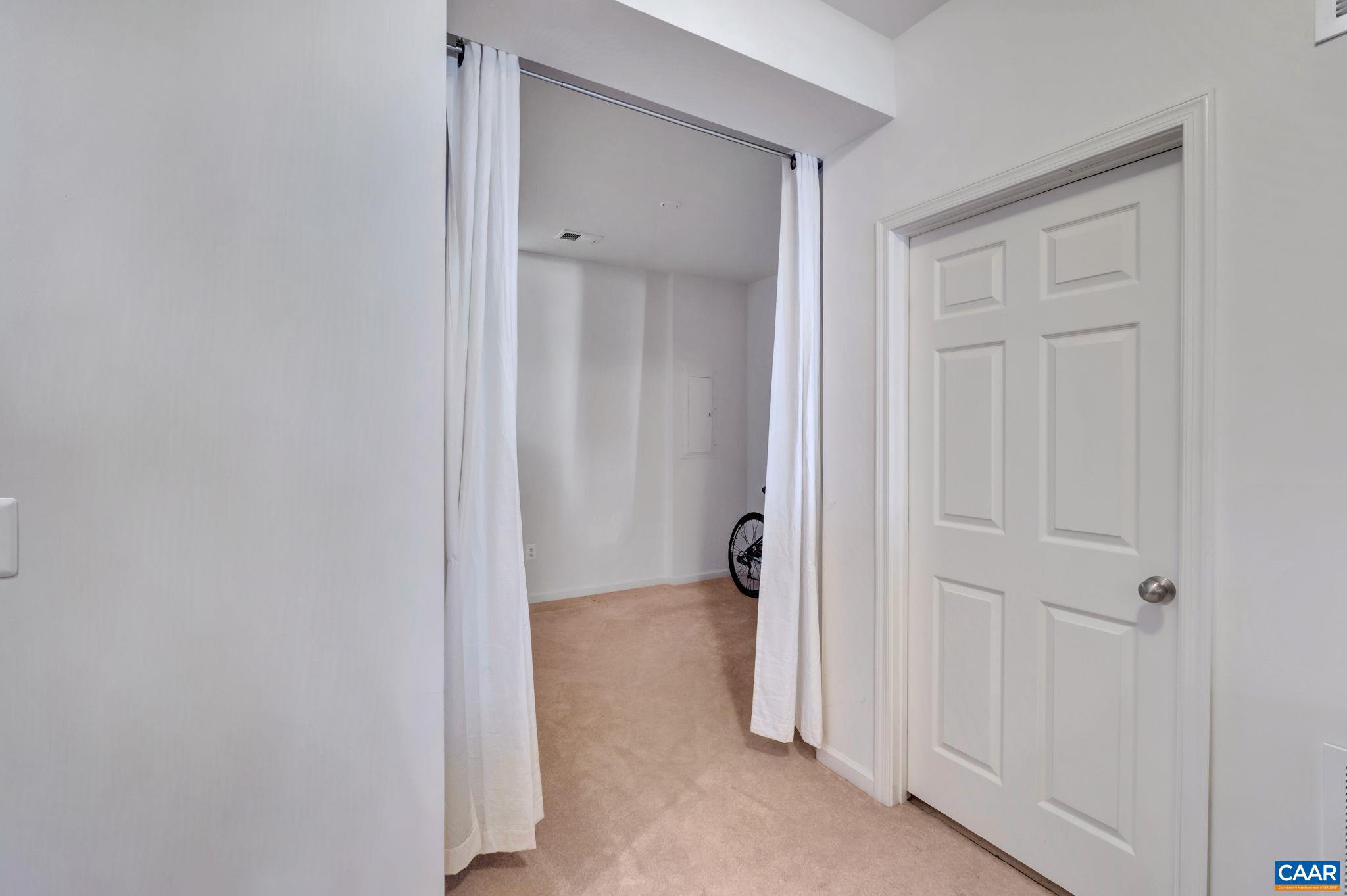 ABINGTON PLACE - Residential