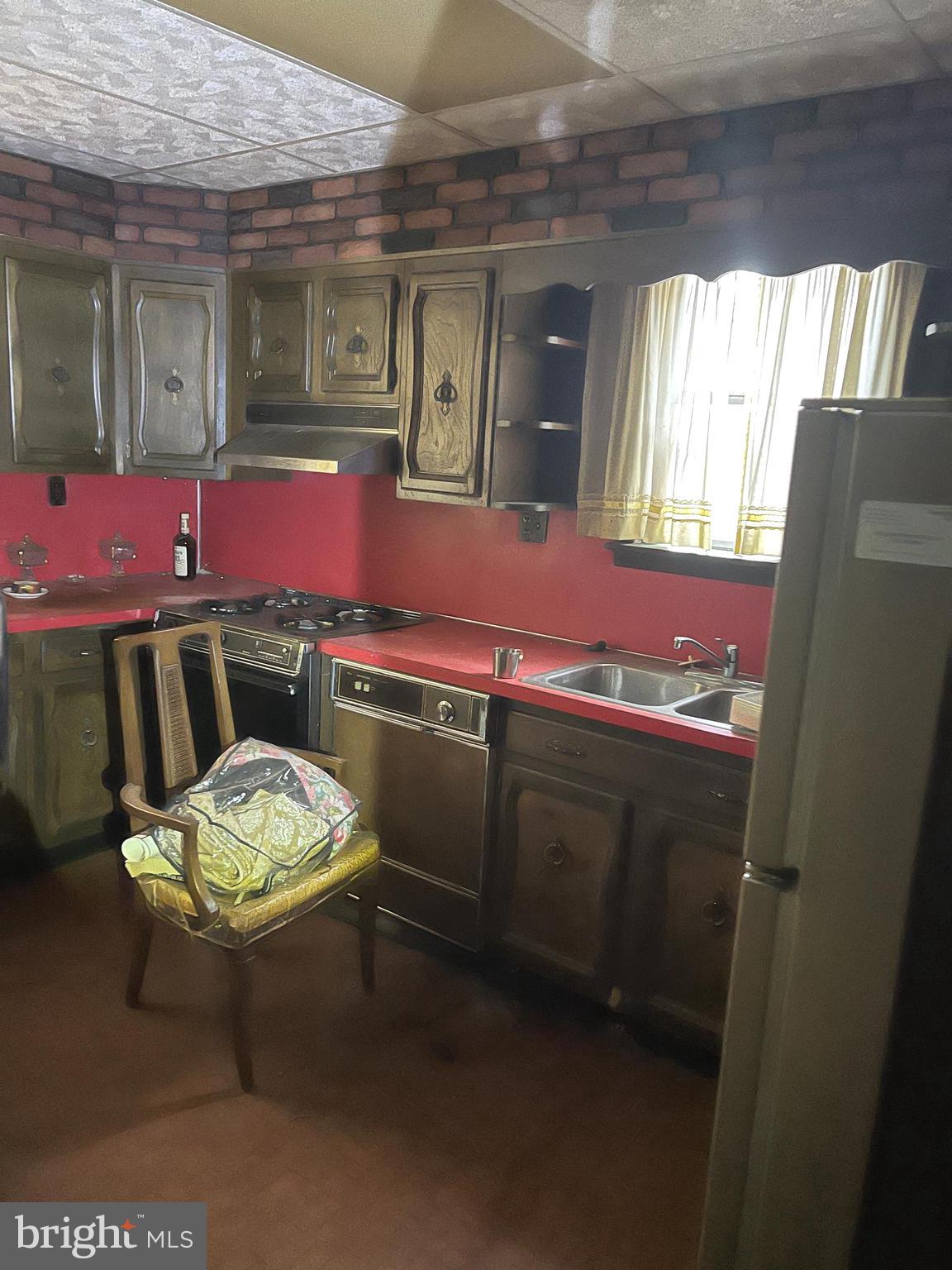 OVERBROOK - Residential