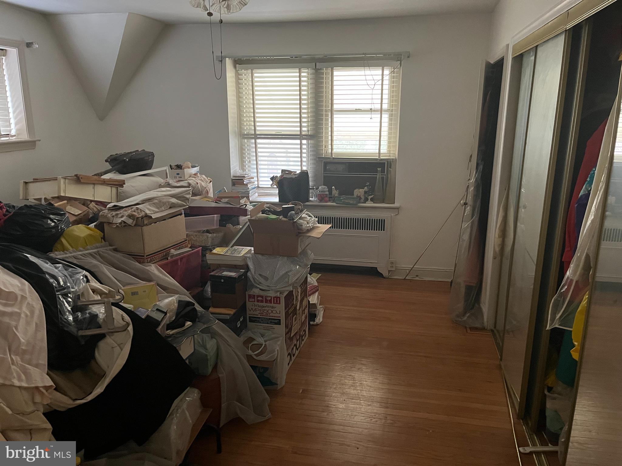 OVERBROOK - Residential