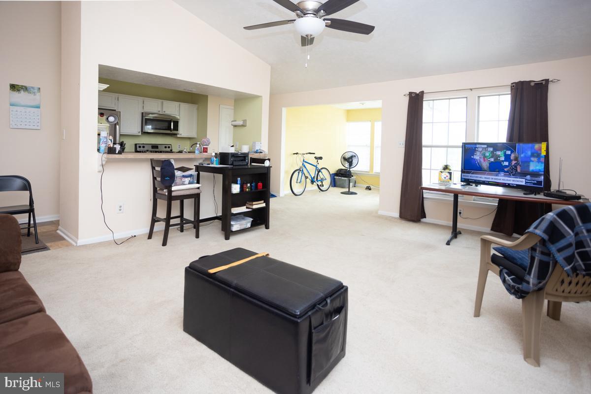 LAUREL LAKES CONDO - Residential