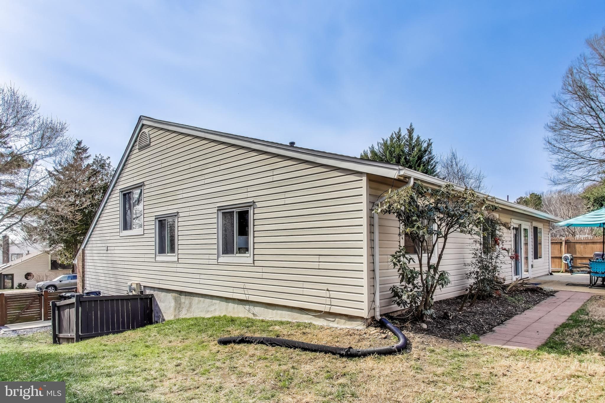 STONEYBROOKE - Residential