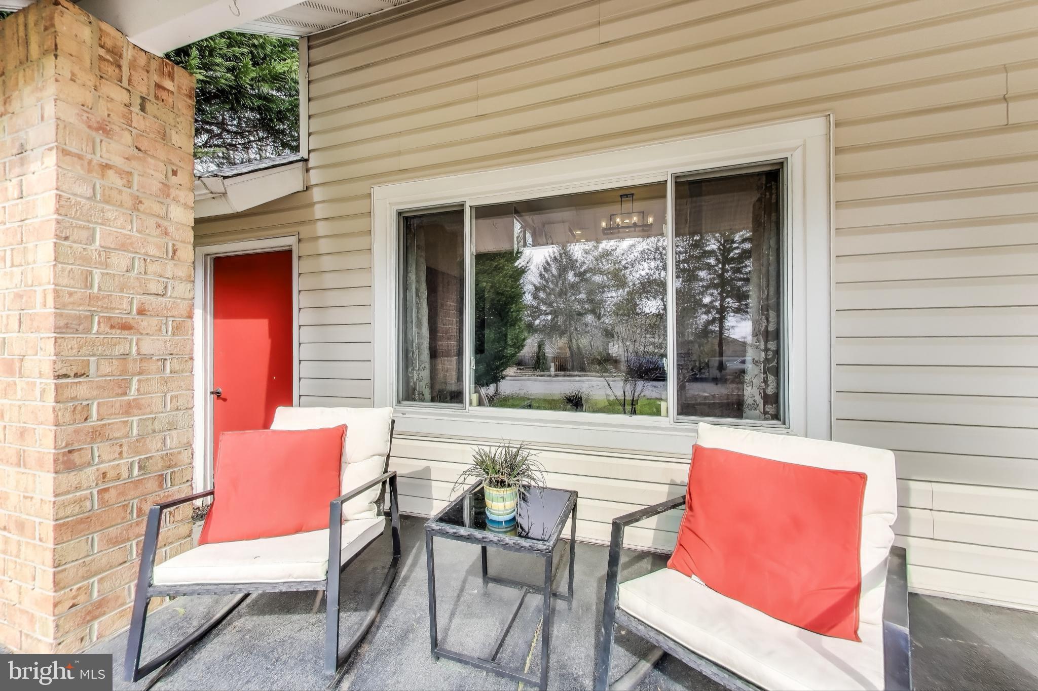 STONEYBROOKE - Residential