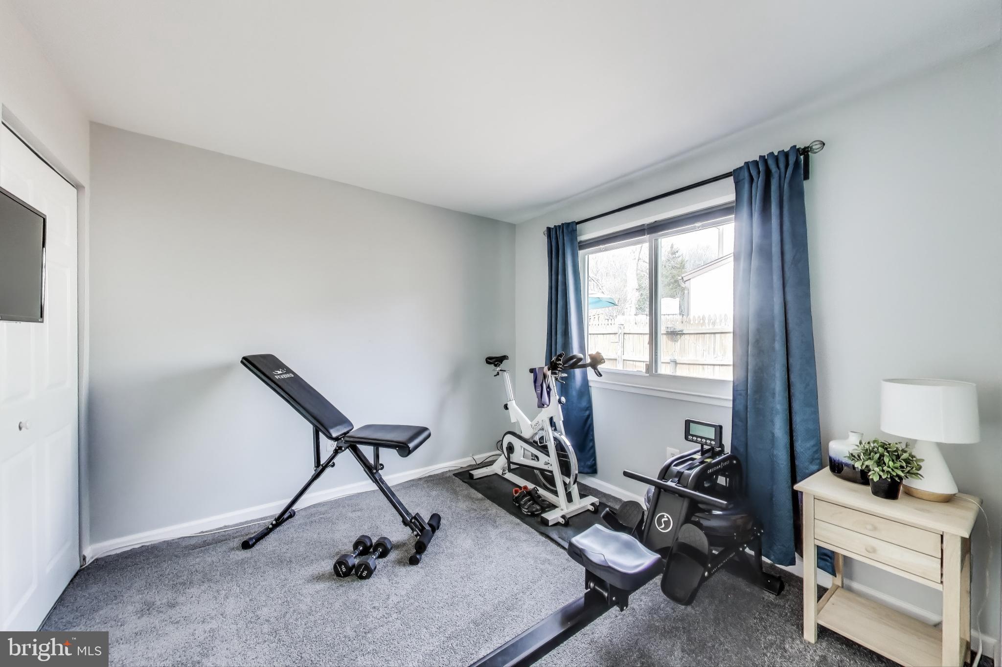 STONEYBROOKE - Residential