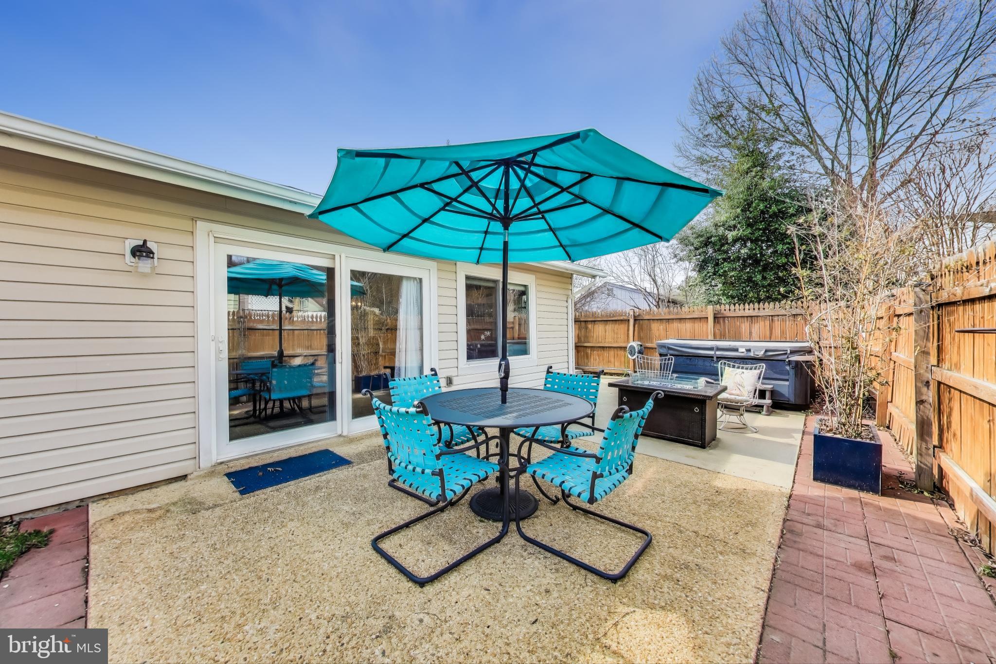 STONEYBROOKE - Residential