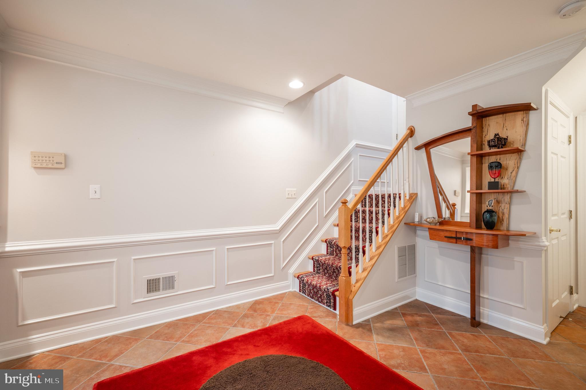 OLD TOWN VILLAGE - Residential Lease