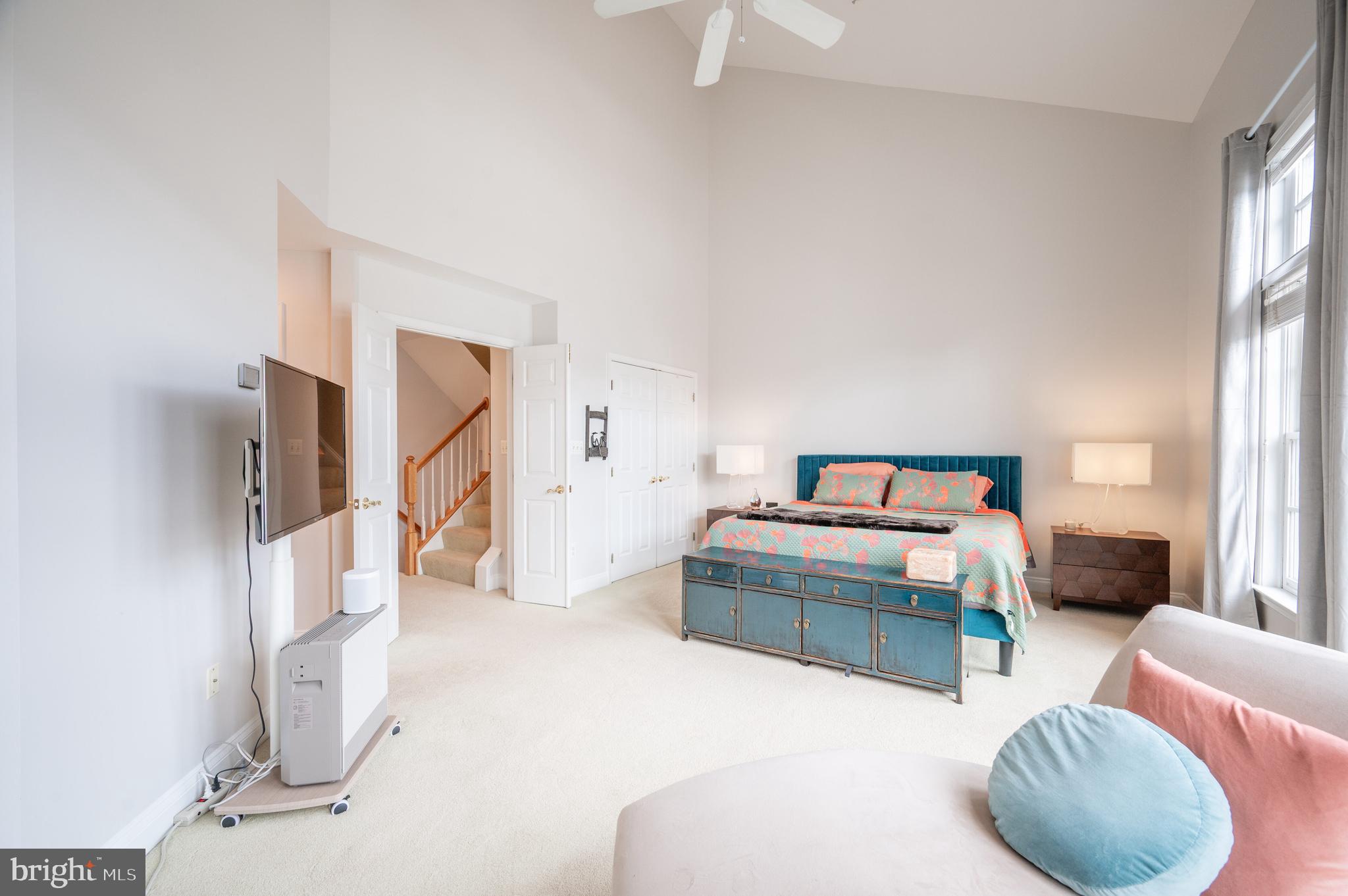 OLD TOWN VILLAGE - Residential Lease