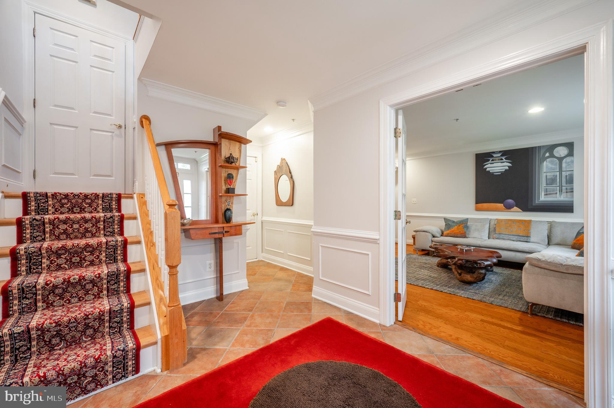 OLD TOWN VILLAGE - Residential Lease