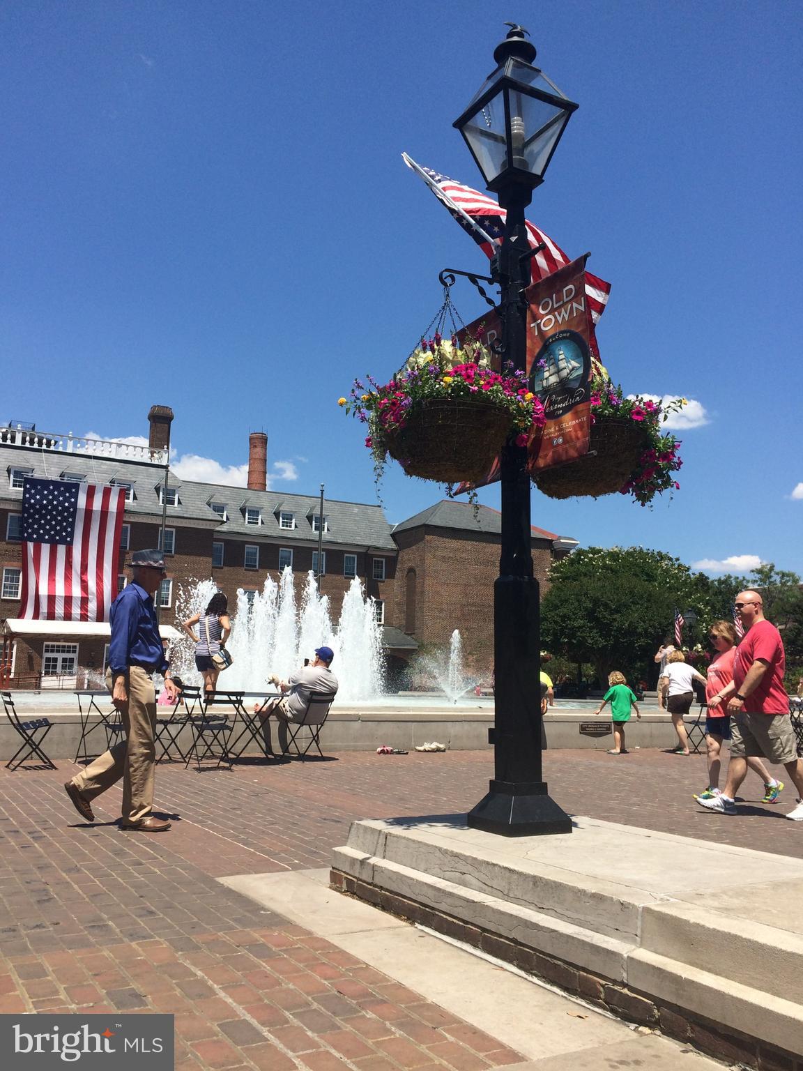 OLD TOWN VILLAGE - Residential Lease