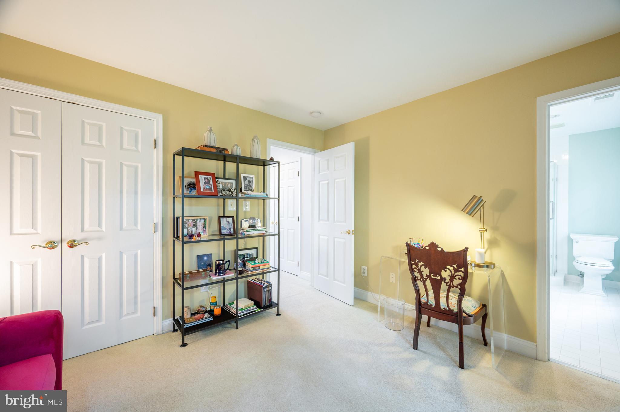 OLD TOWN VILLAGE - Residential Lease