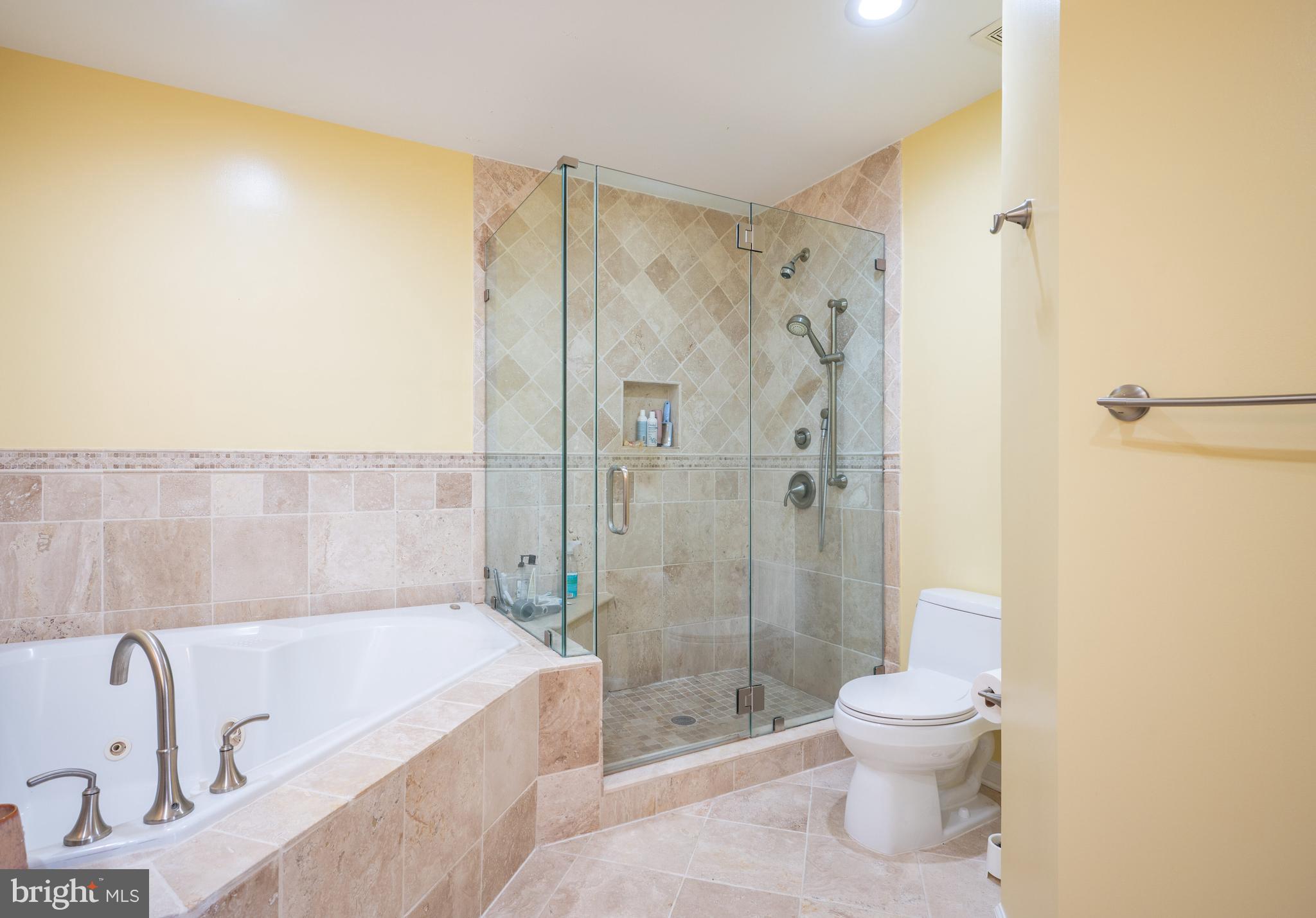 OLD TOWN VILLAGE - Residential Lease