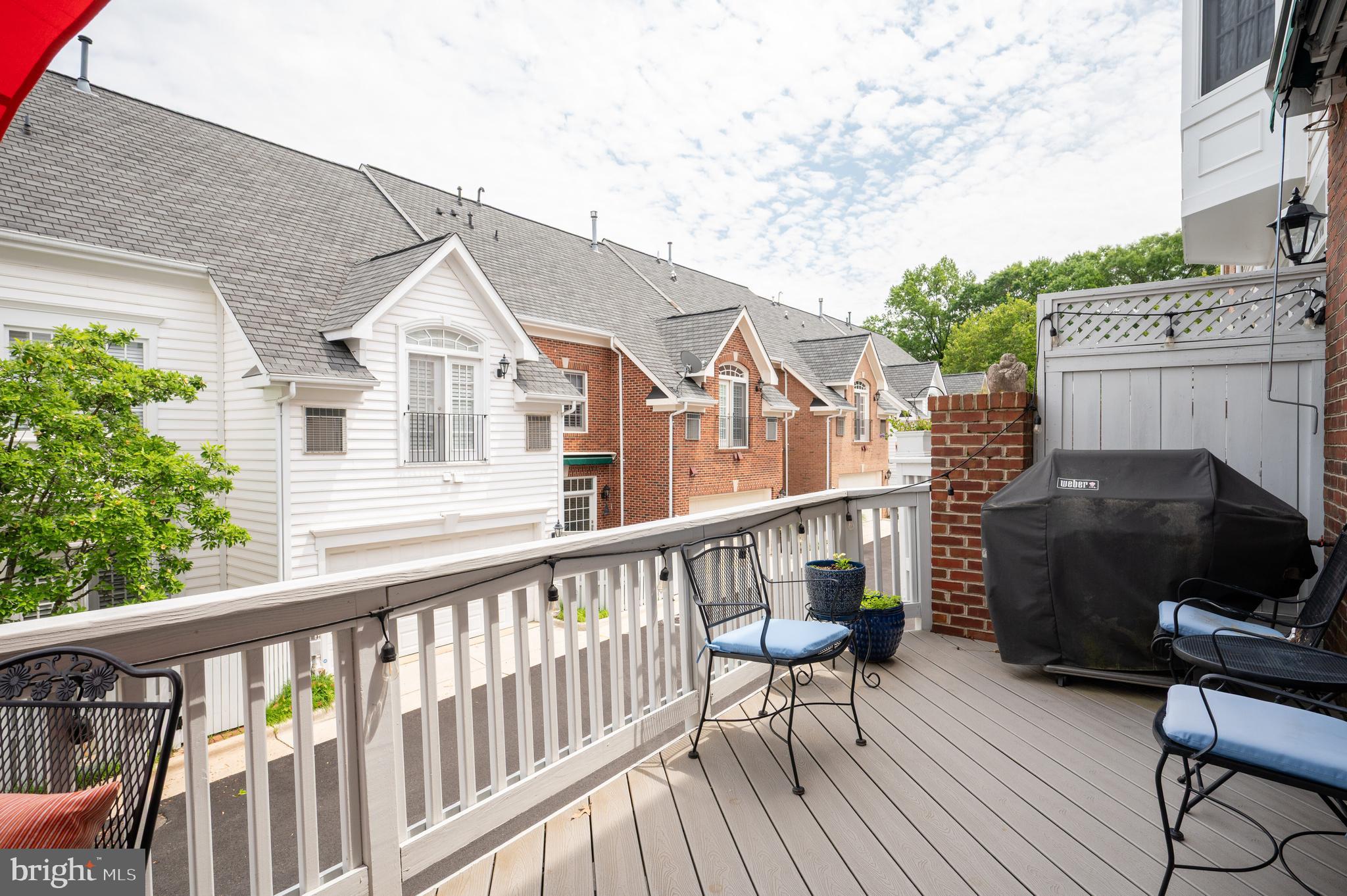 OLD TOWN VILLAGE - Residential Lease