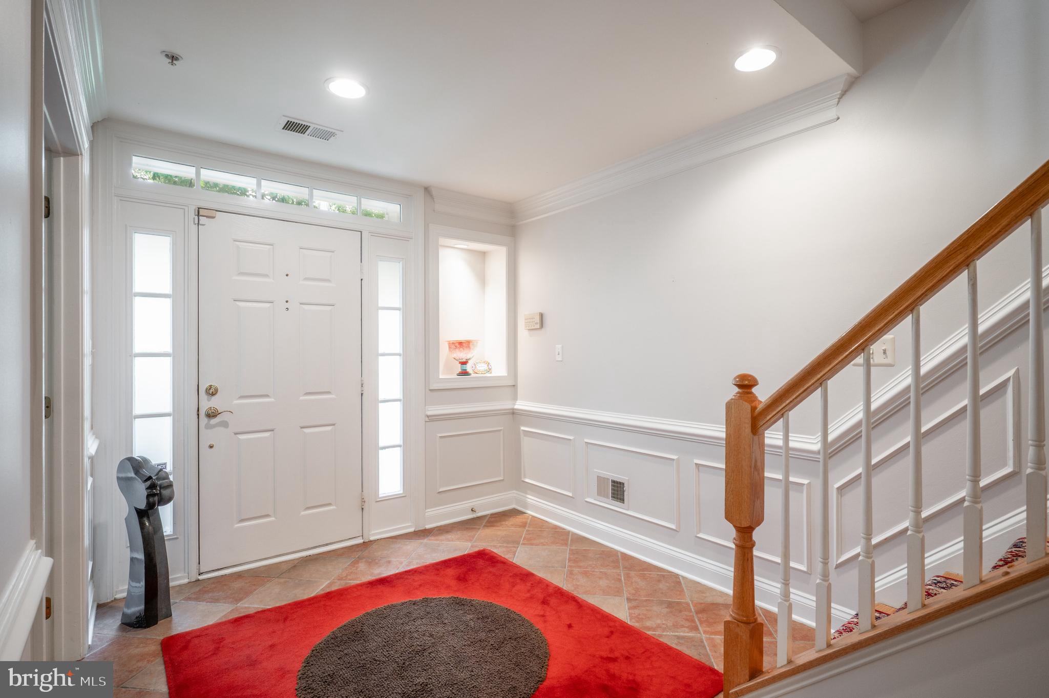 OLD TOWN VILLAGE - Residential Lease