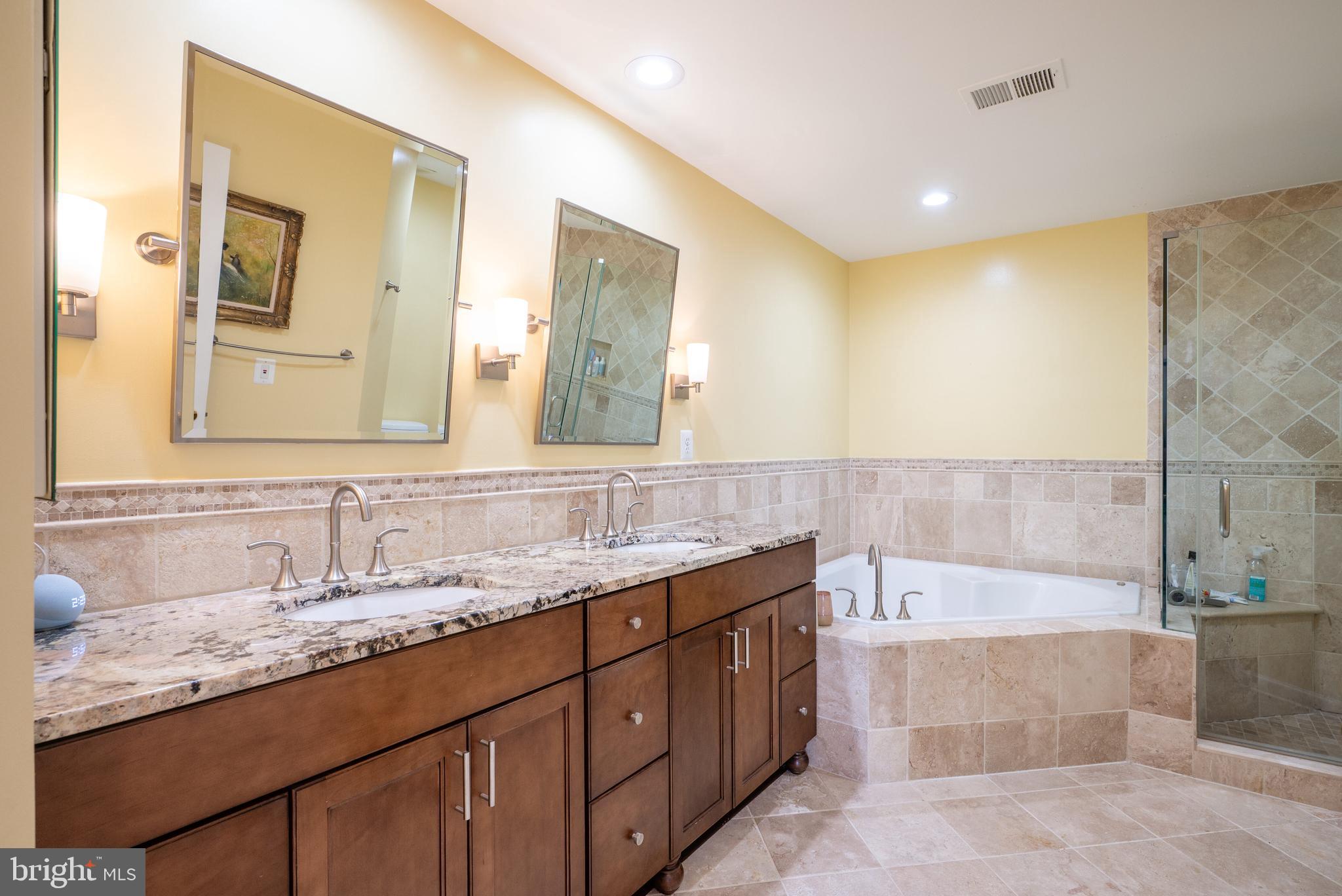 OLD TOWN VILLAGE - Residential Lease