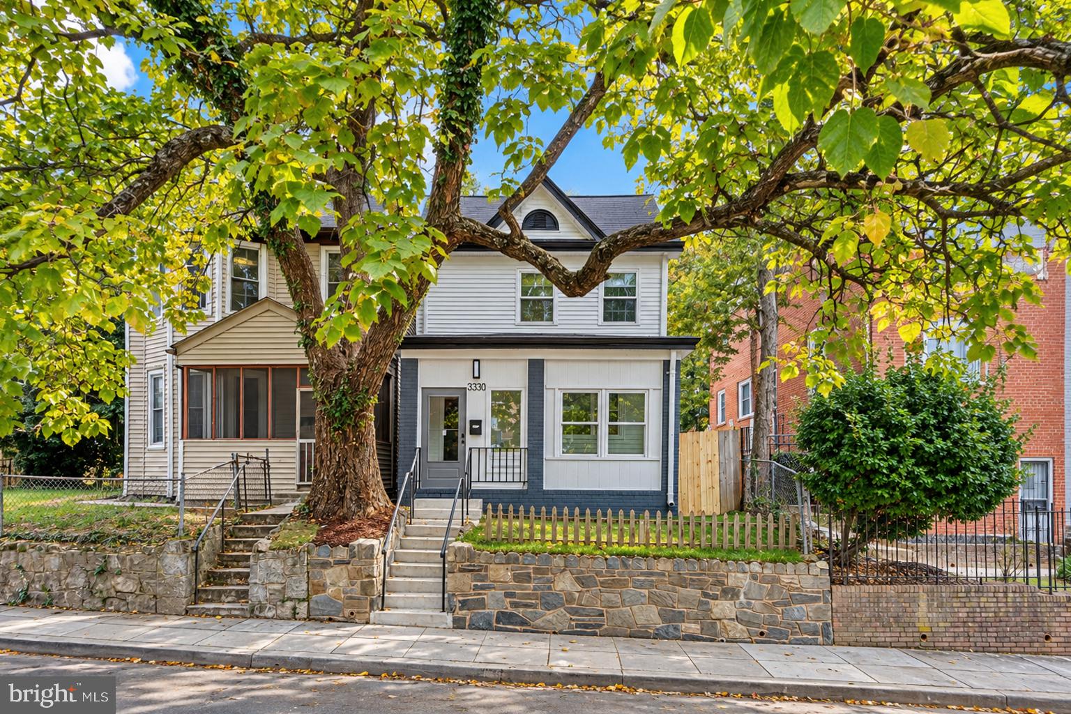 3330 BROTHERS PLACE SE