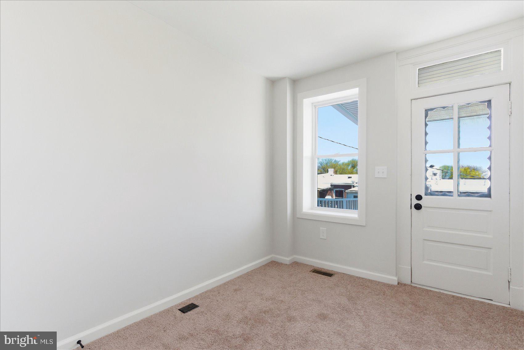 MONDAWMIN - Residential