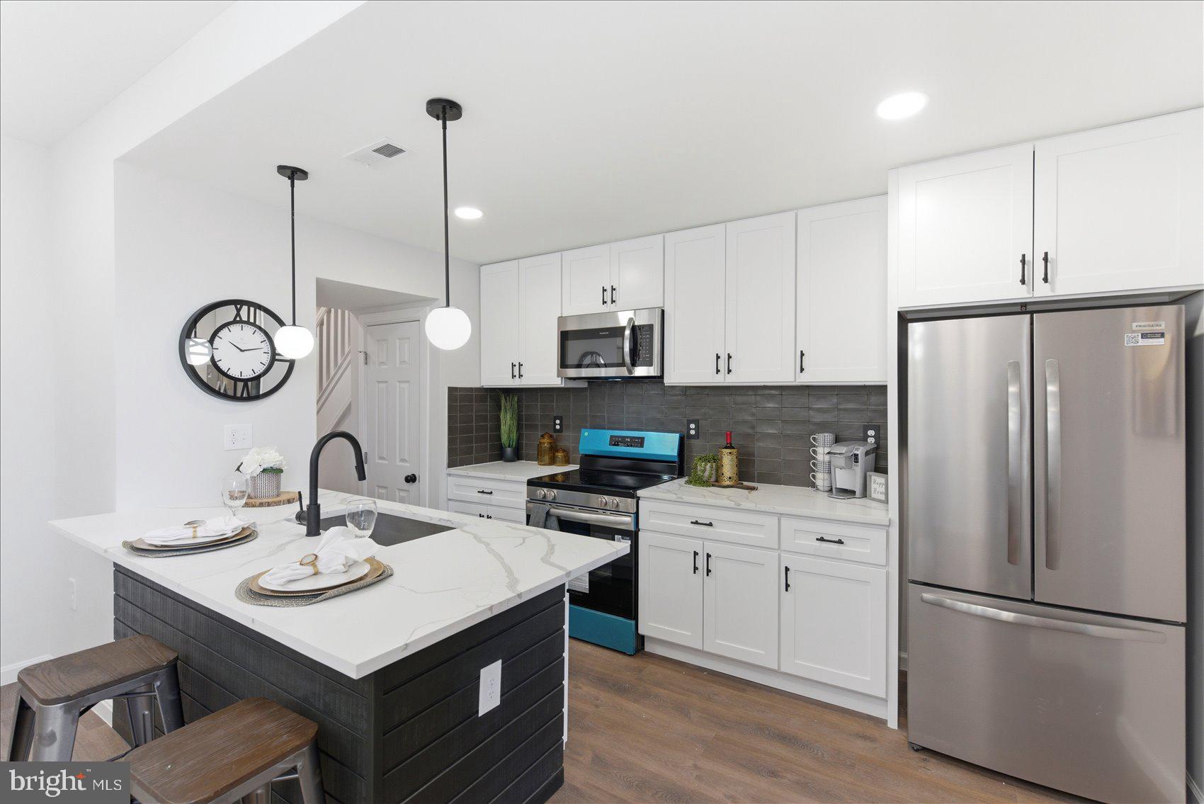 MONDAWMIN - Residential