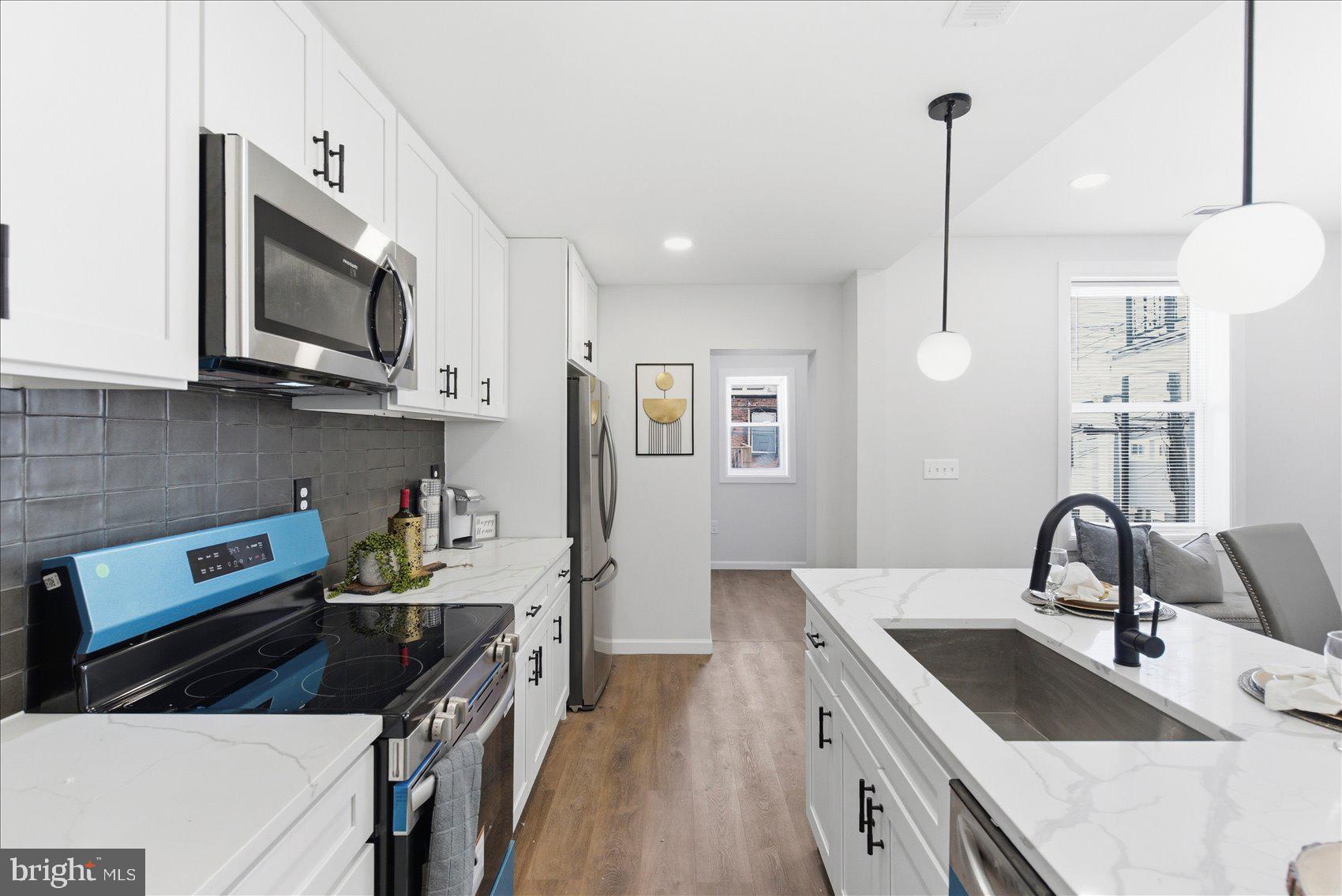 MONDAWMIN - Residential