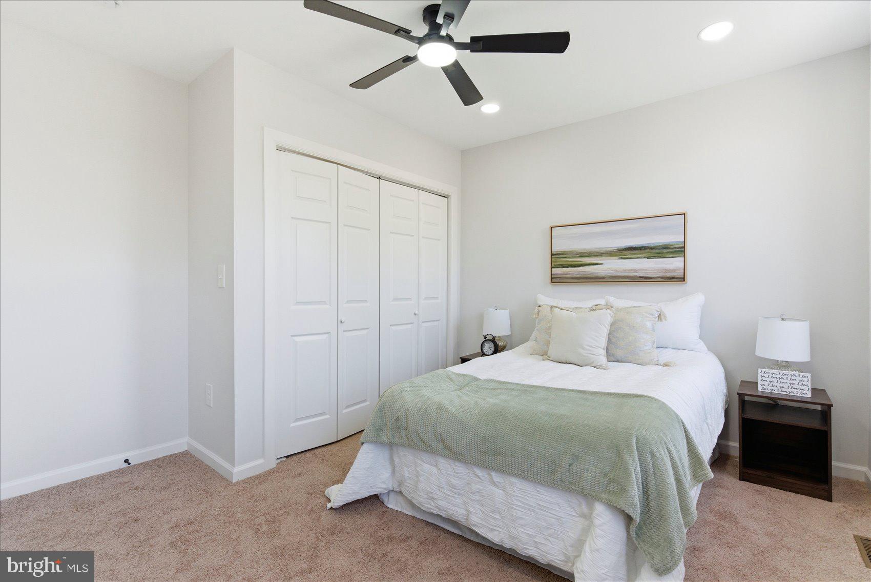 MONDAWMIN - Residential