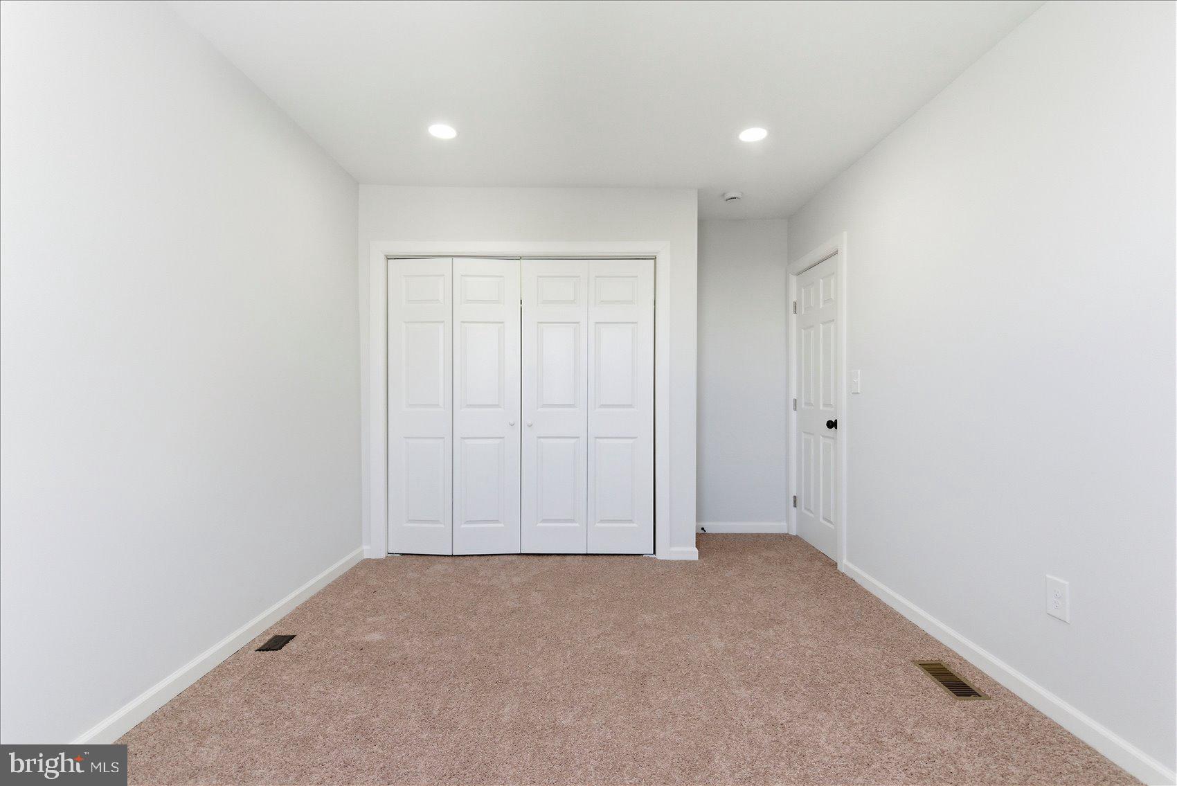 MONDAWMIN - Residential