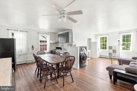 Condo For Rent - 1038 W Lancaster Avenue #1040-A1<br/> BRYN MAWR, PA 19010