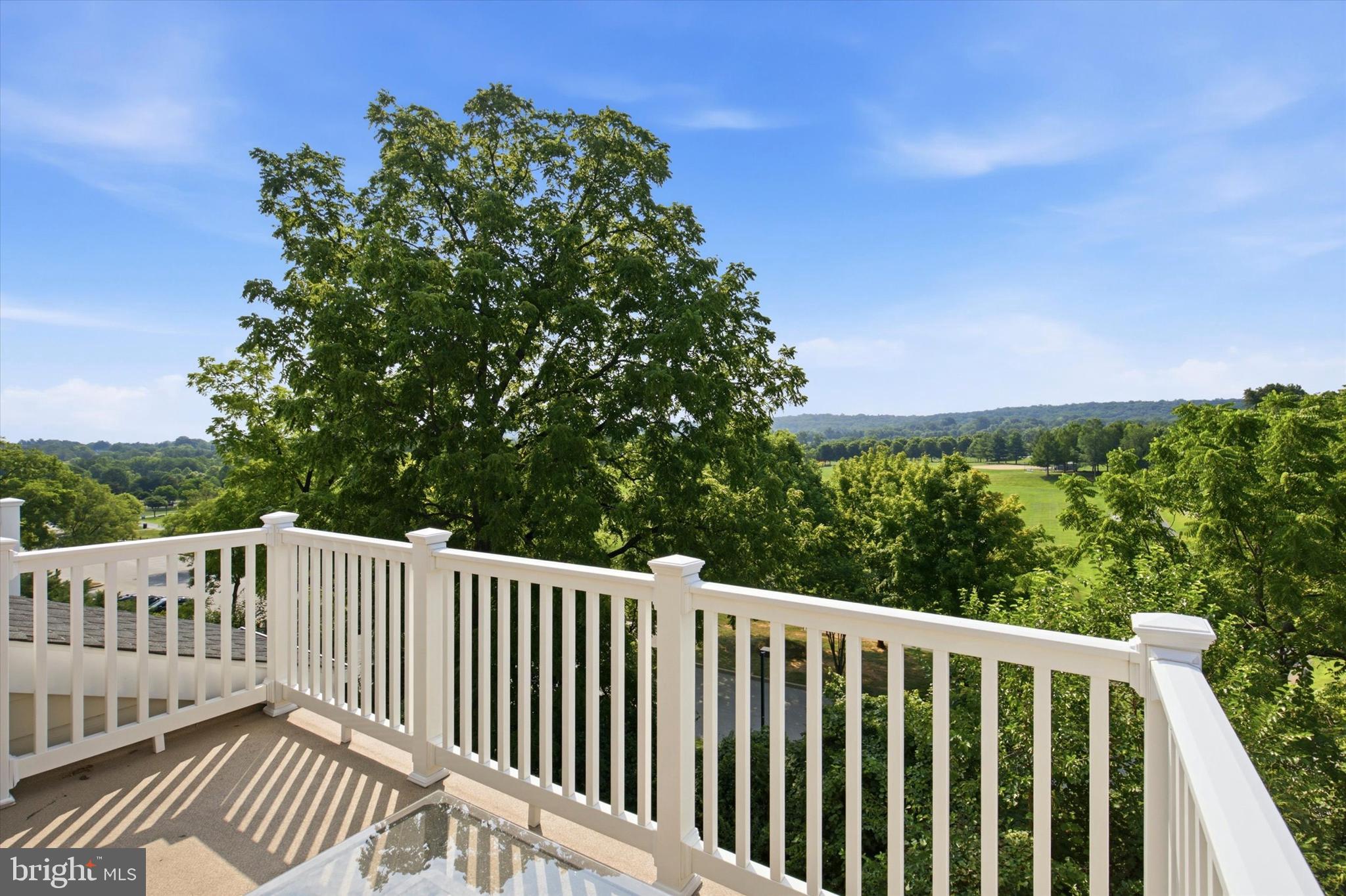 30 PARKVIEW CIRCLE