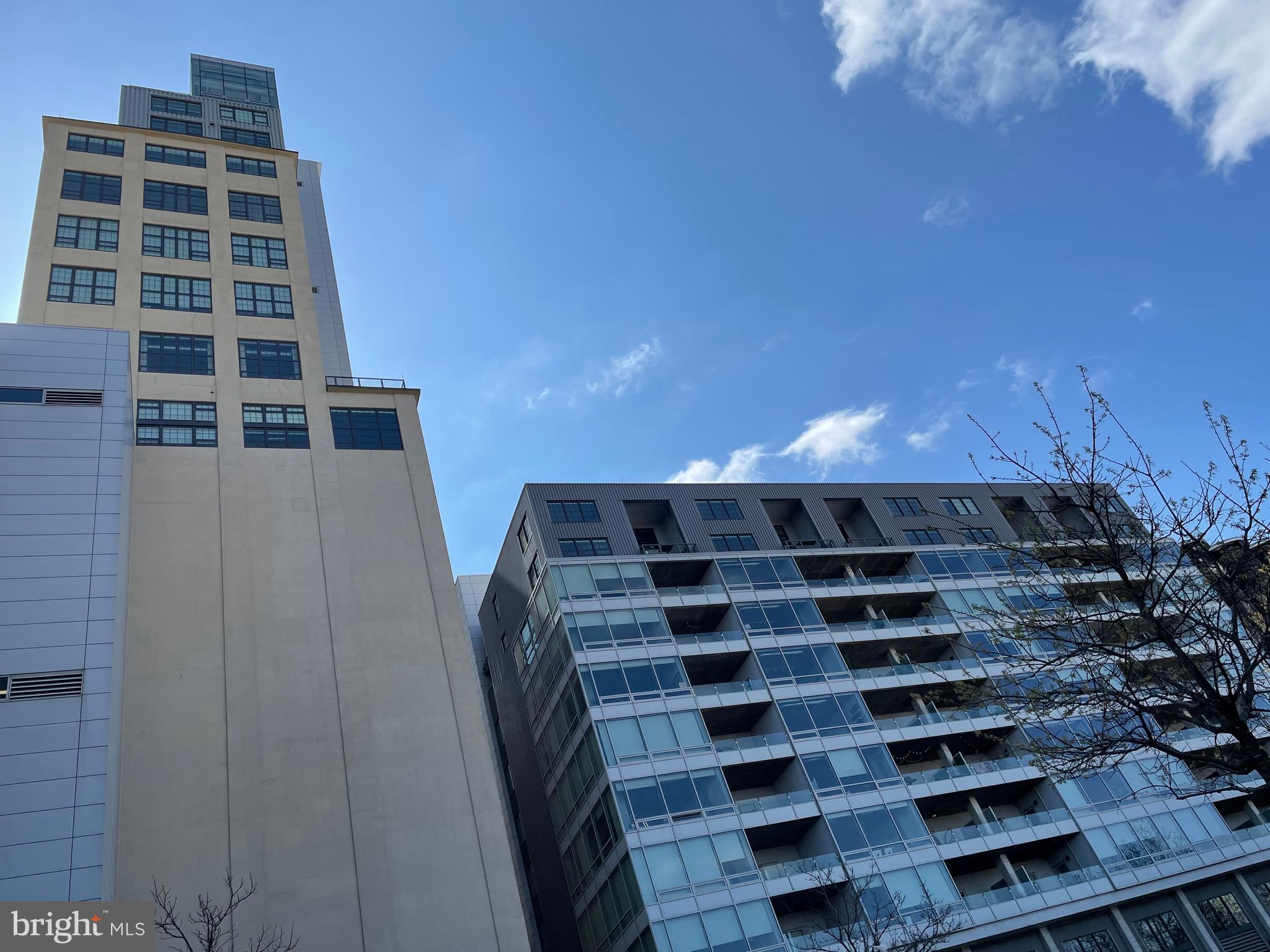 LOCUST POINT - Residential