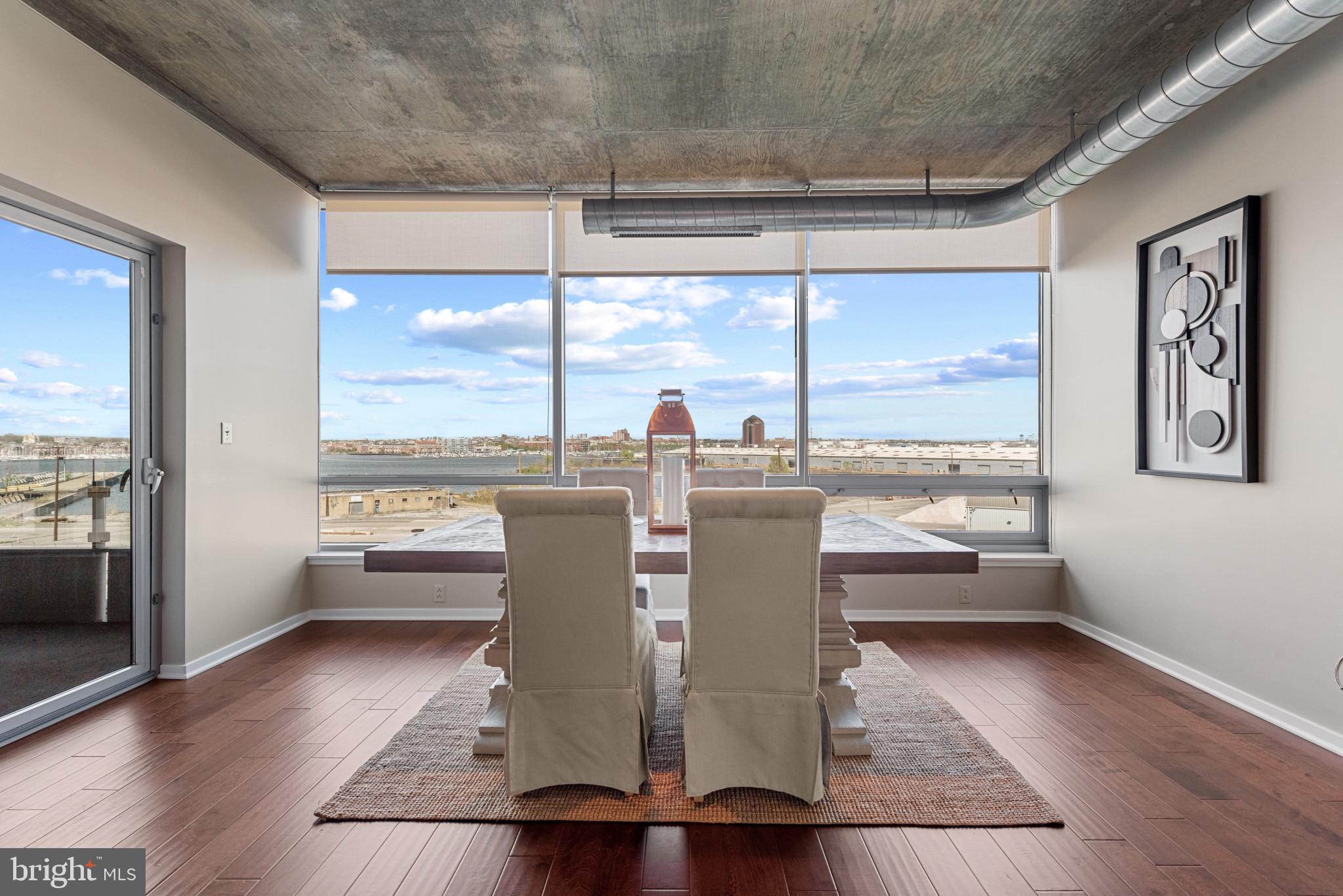 LOCUST POINT - Residential