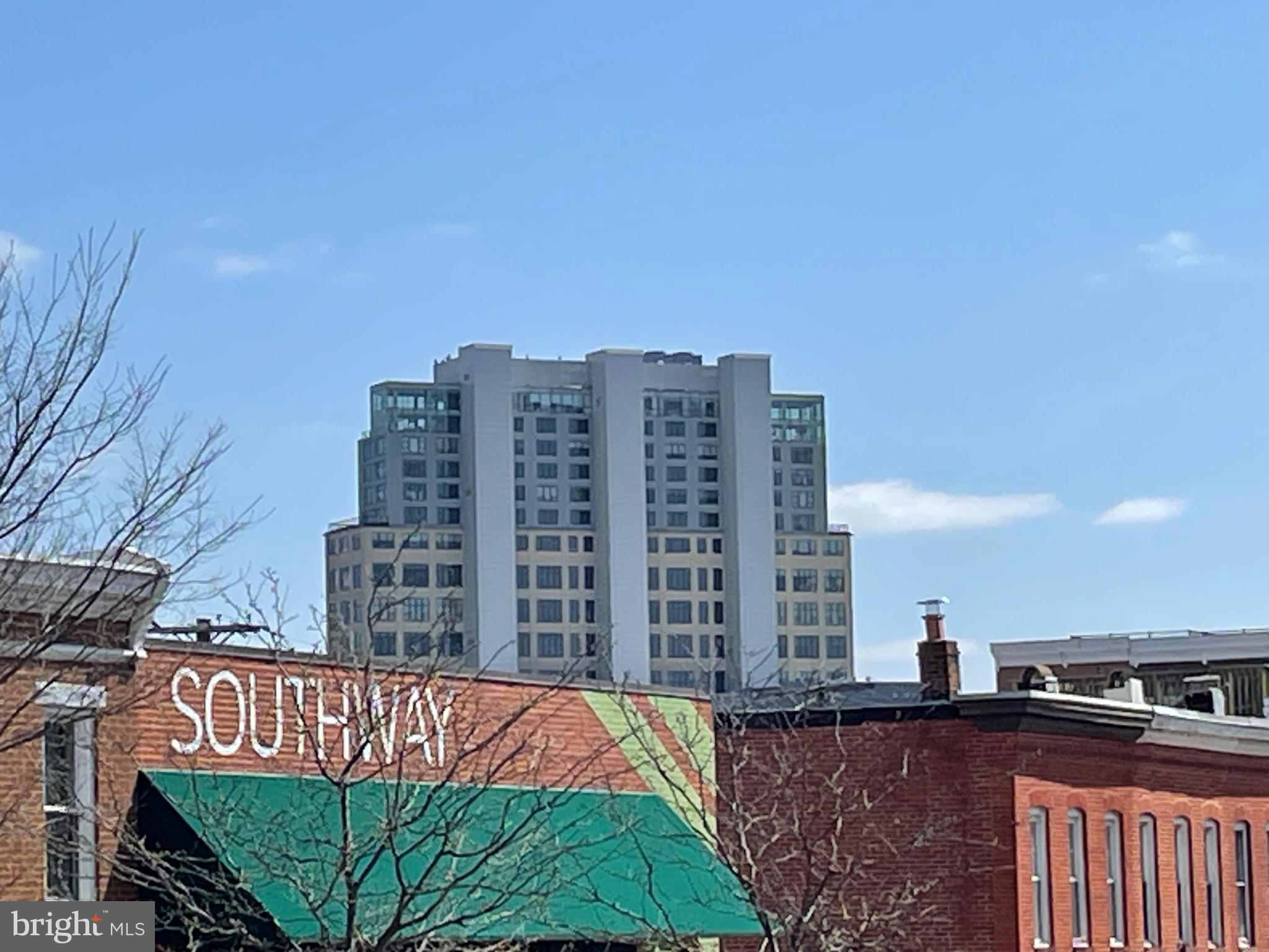 LOCUST POINT - Residential