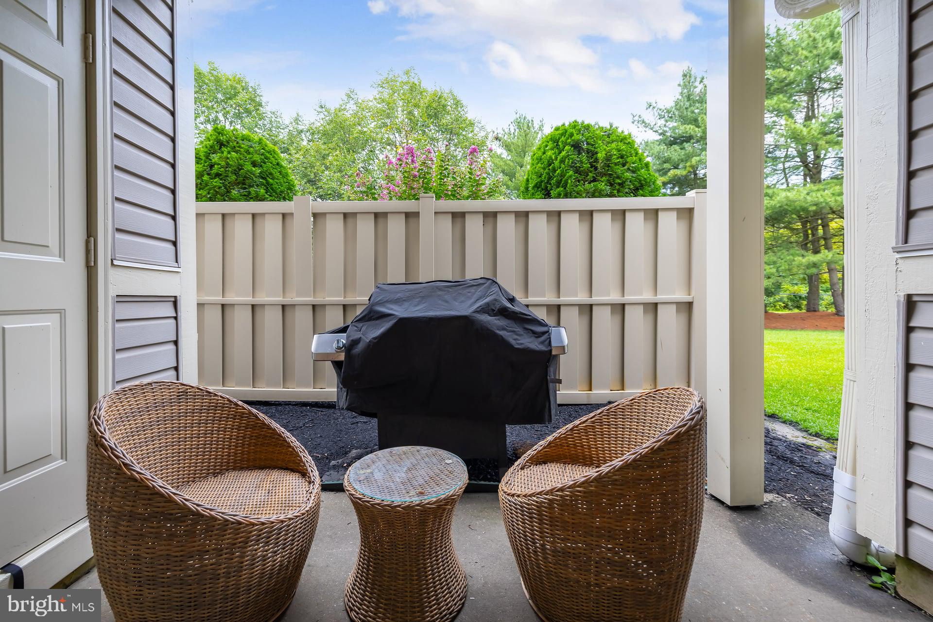 655 STEEPLECHASE COURT