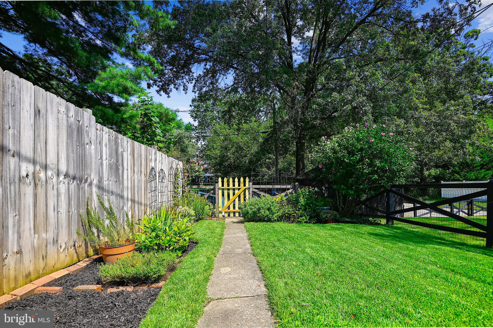 LOCH RAVEN VILLAGE - Residential