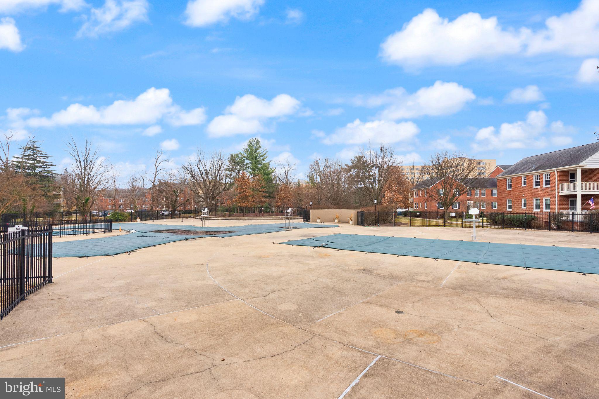 BELLE VIEW CONDOMINIUMS - Residential