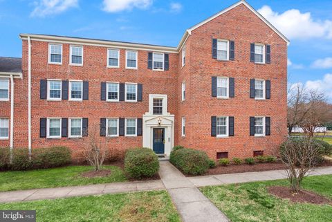 6628 E WAKEFIELD DRIVE E C1 ALEXANDRIA VA 22307