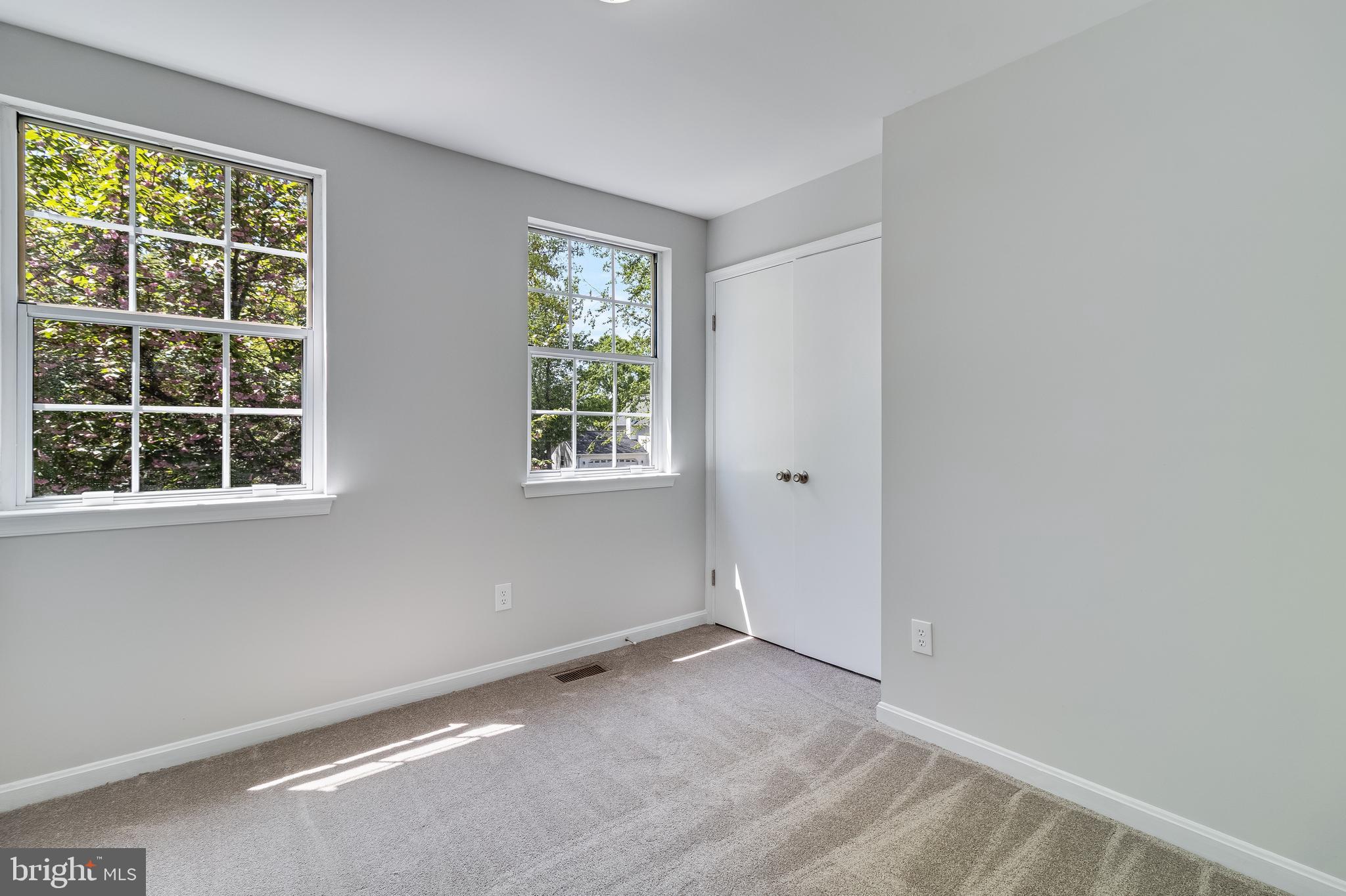 HUNTINGTON - Residential