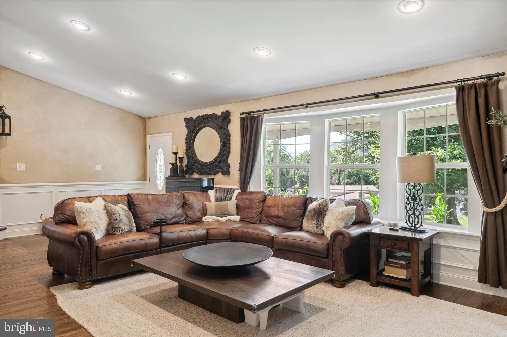 GULPH MILLS VIL - Residential