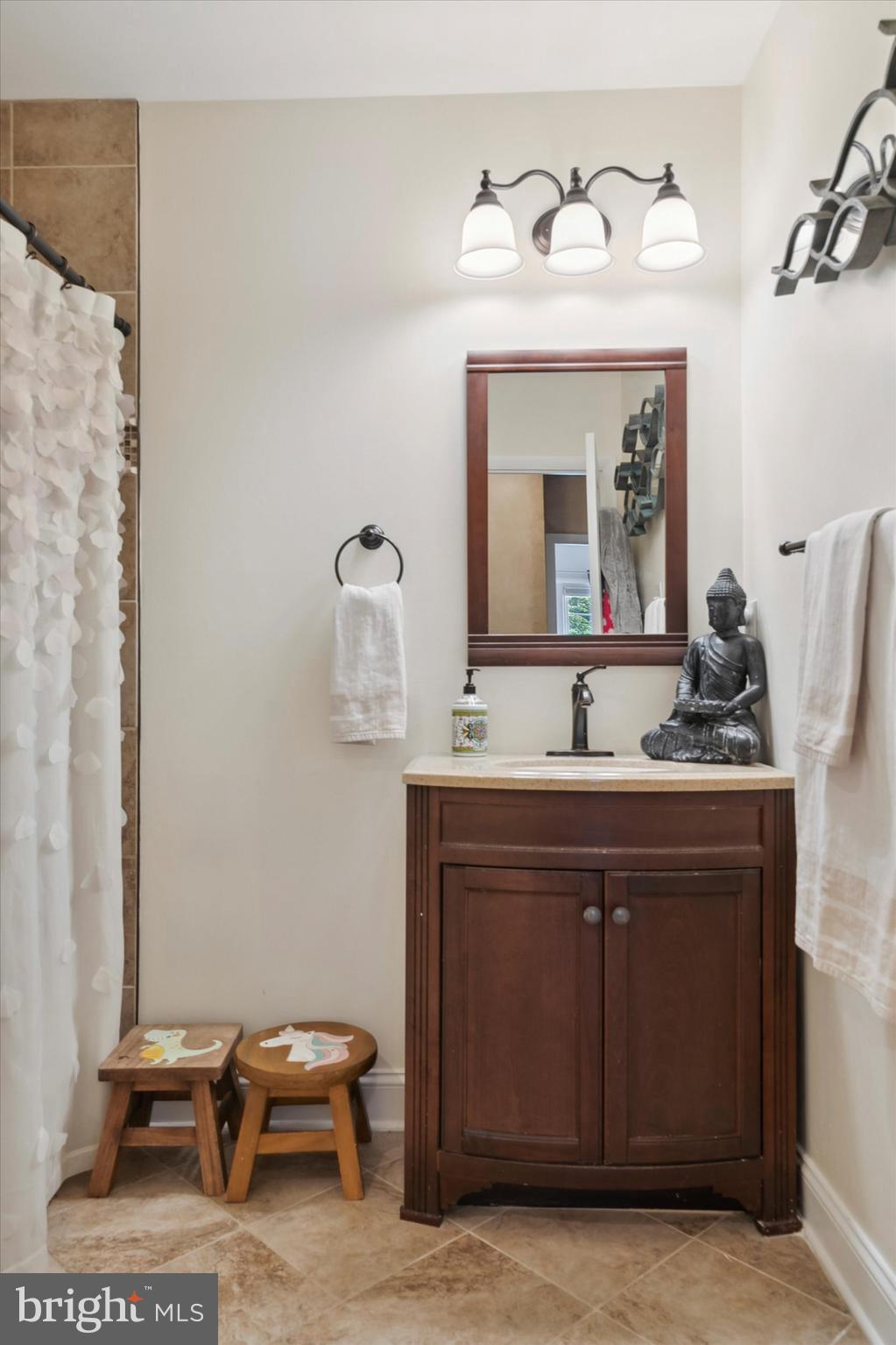 GULPH MILLS VIL - Residential