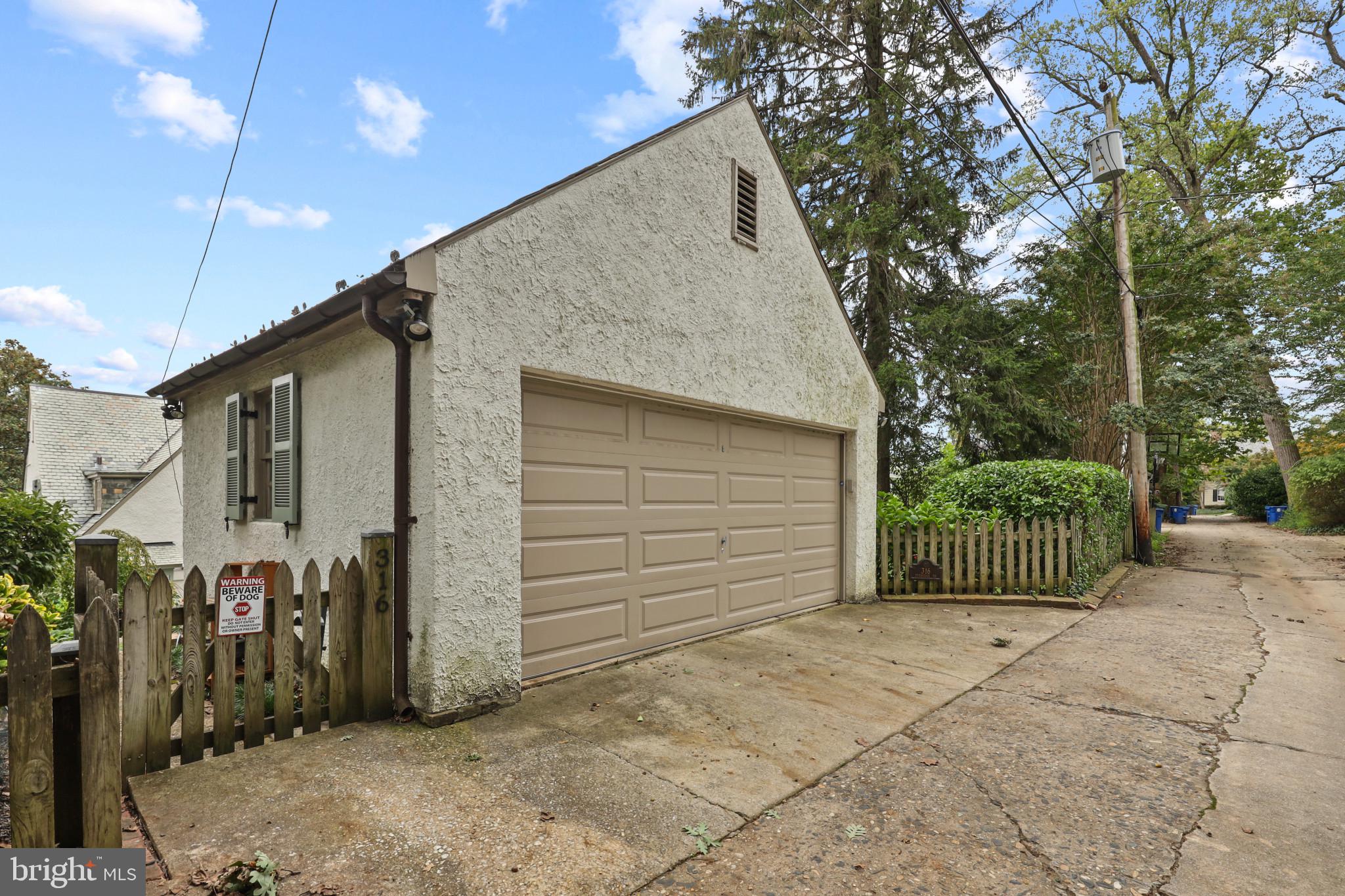 GREATER HOMELAND HISTORIC DISTRICT - Residential