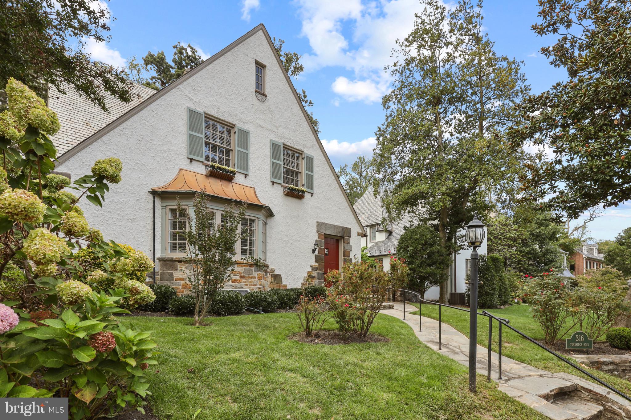 GREATER HOMELAND HISTORIC DISTRICT - Residential