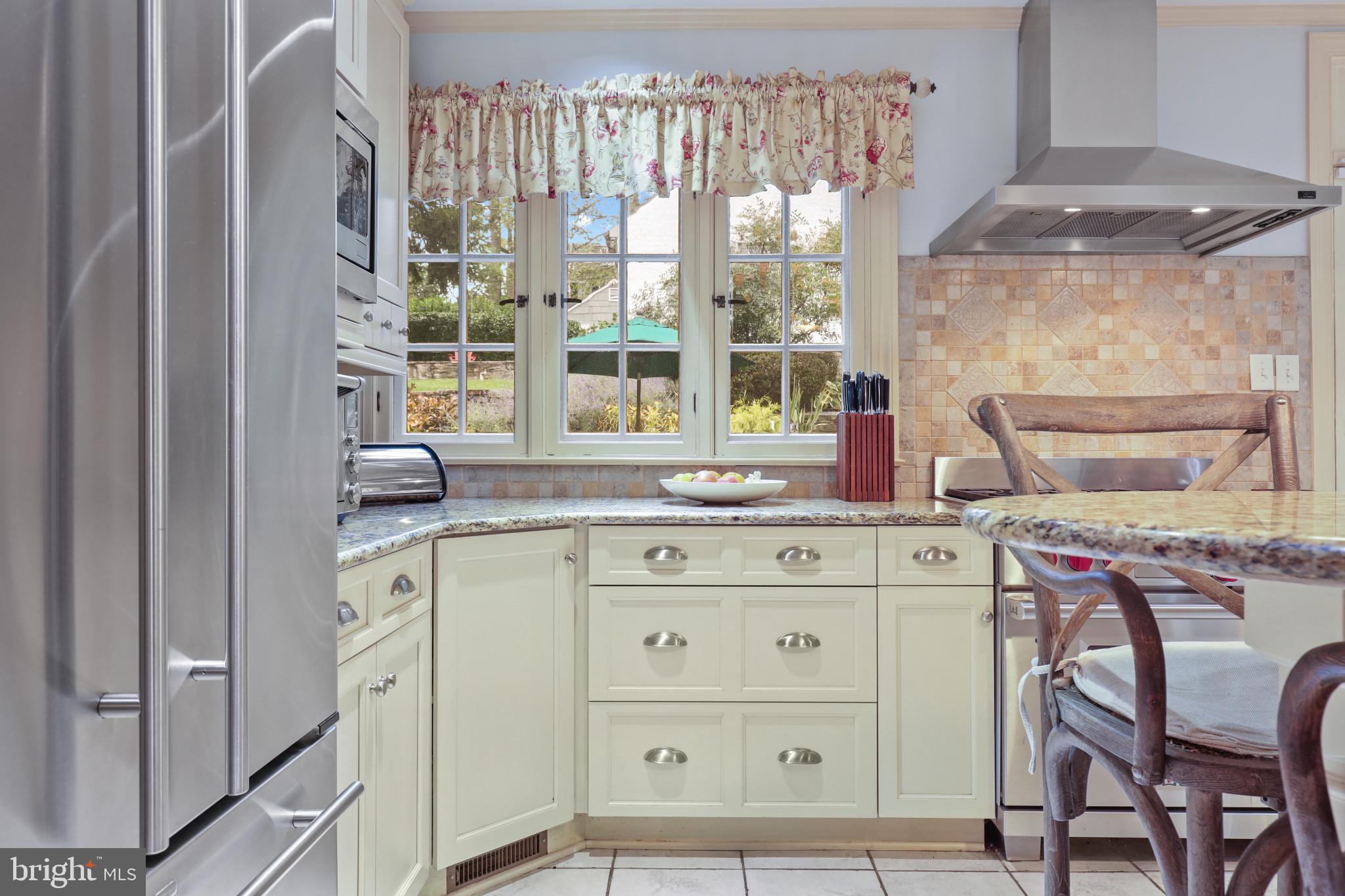 GREATER HOMELAND HISTORIC DISTRICT - Residential