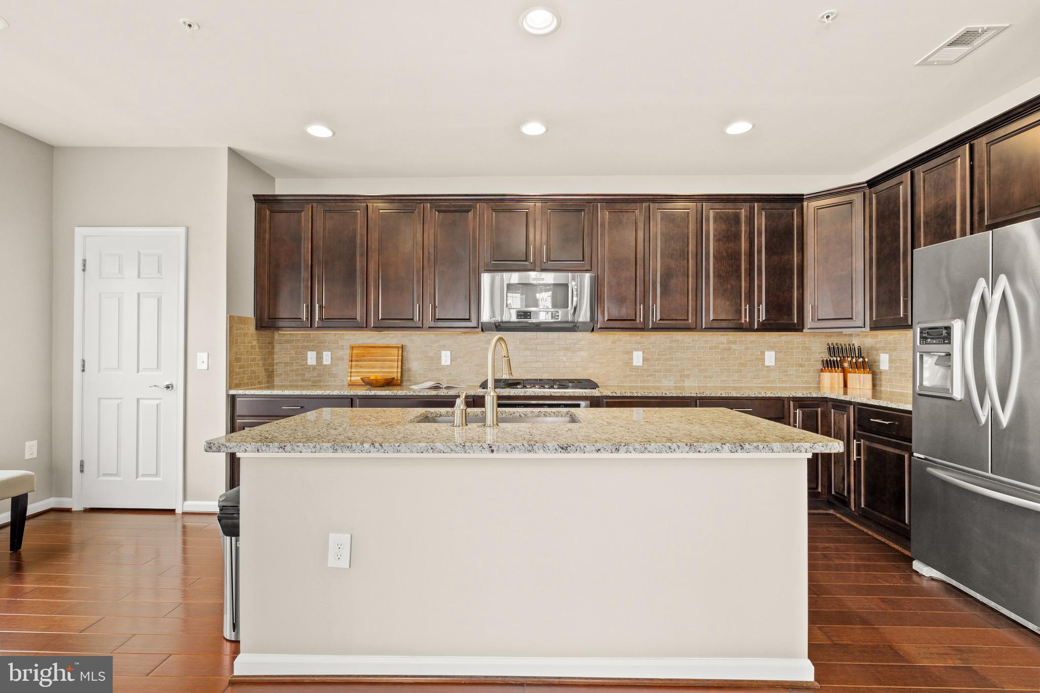 TOWNES AT GOOSE CREEK VILLAGE - Residential