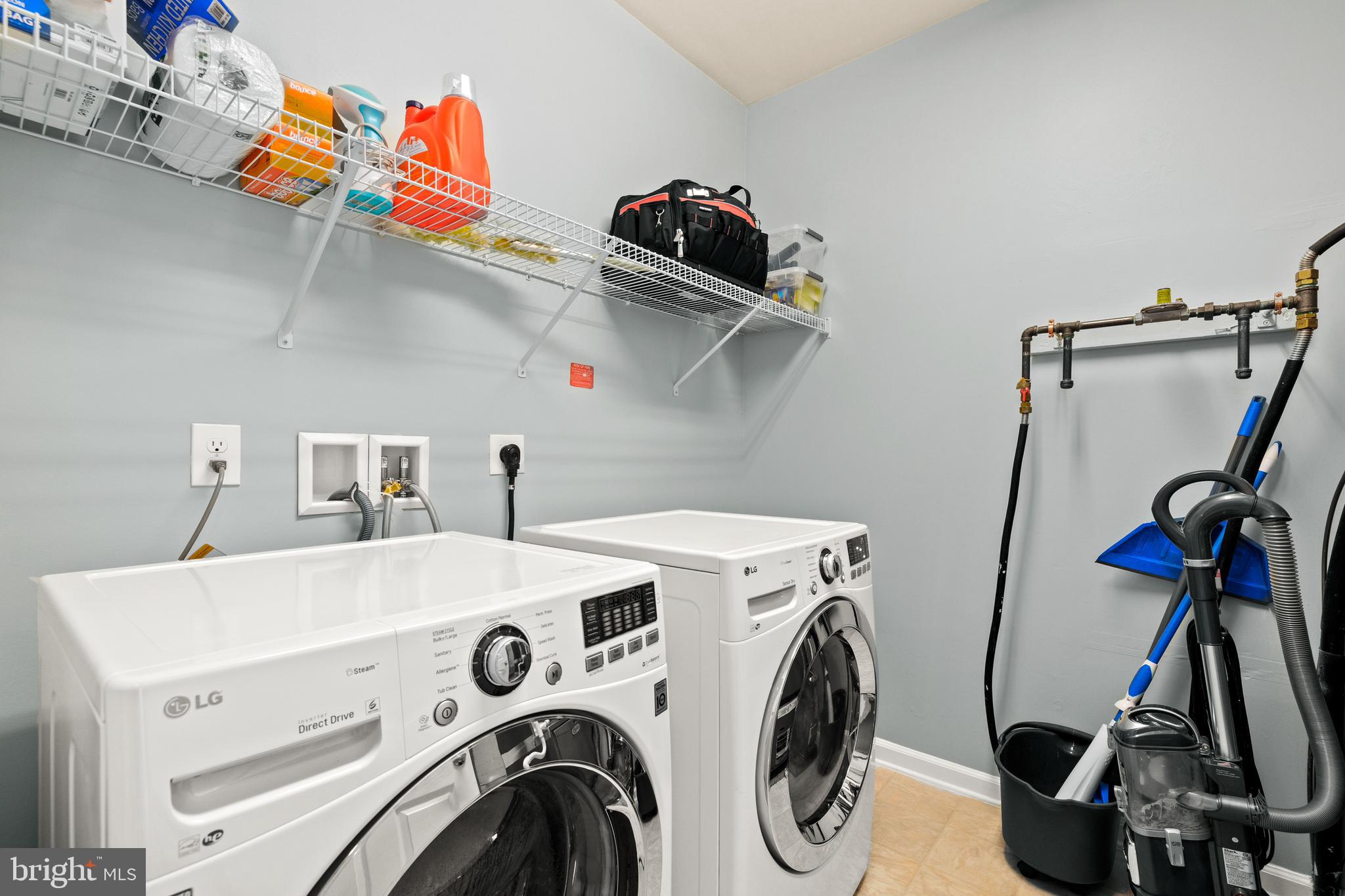 TOWNES AT GOOSE CREEK VILLAGE - Residential