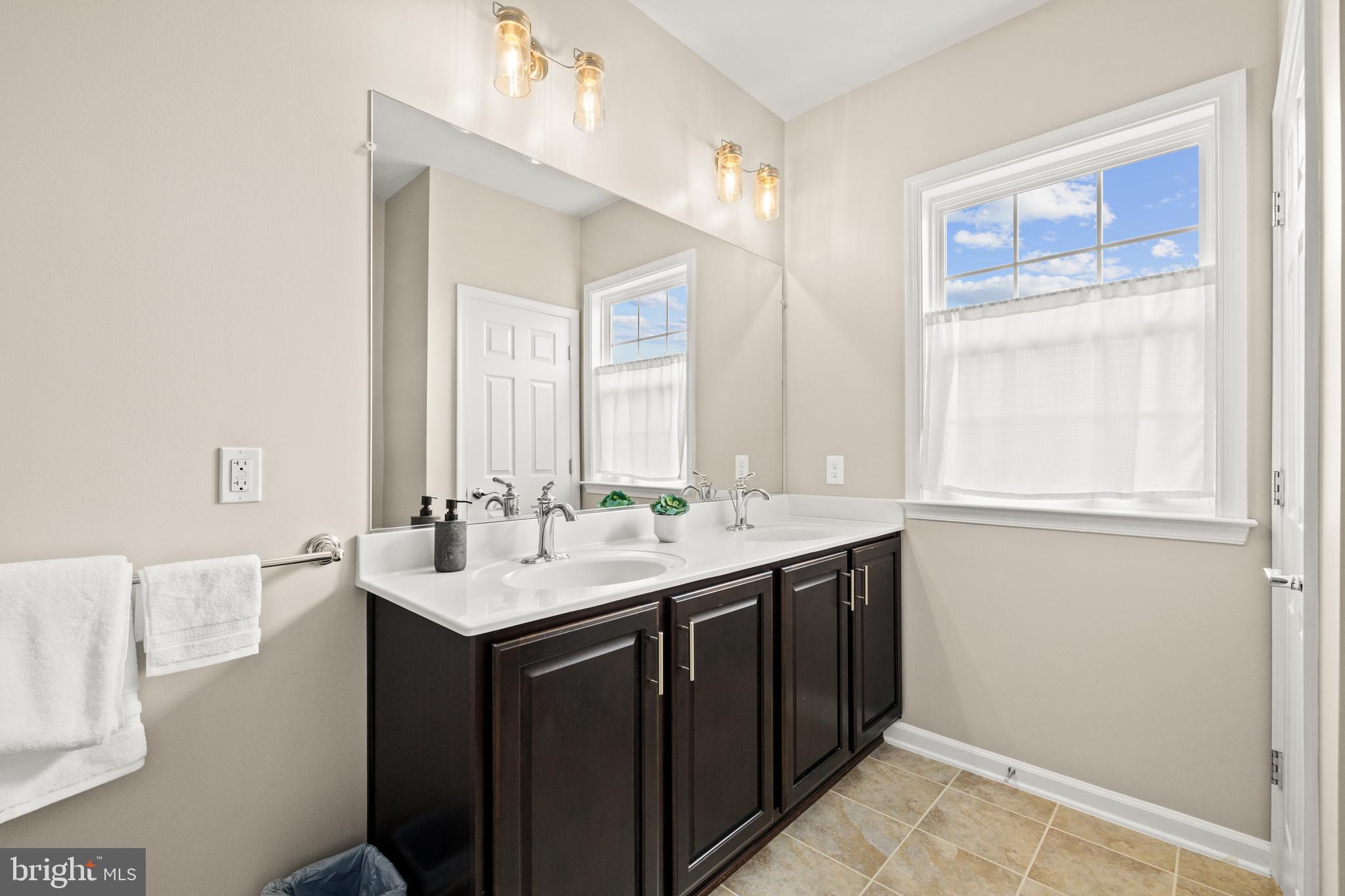 TOWNES AT GOOSE CREEK VILLAGE - Residential