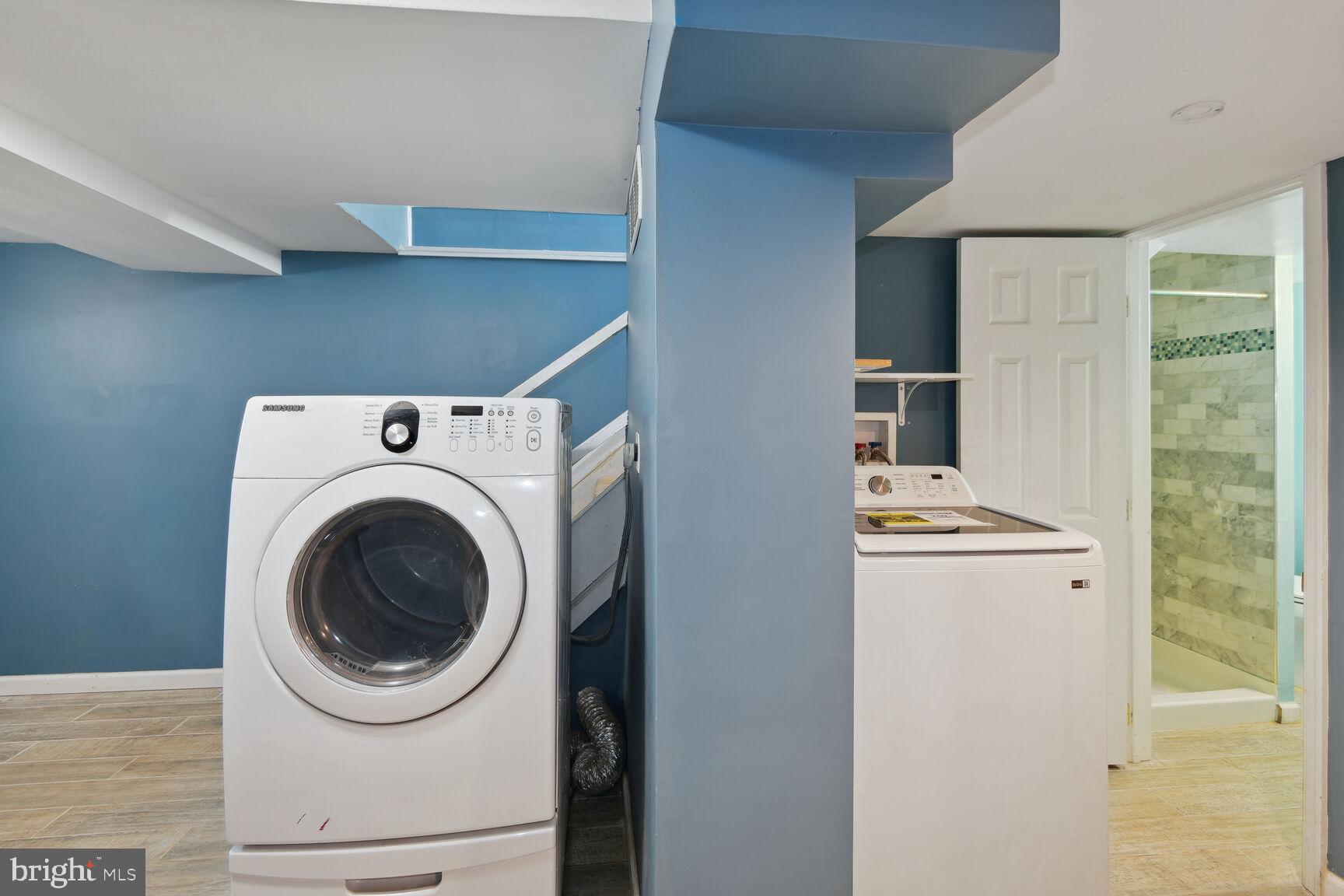 LANDOVER HILLS - Residential