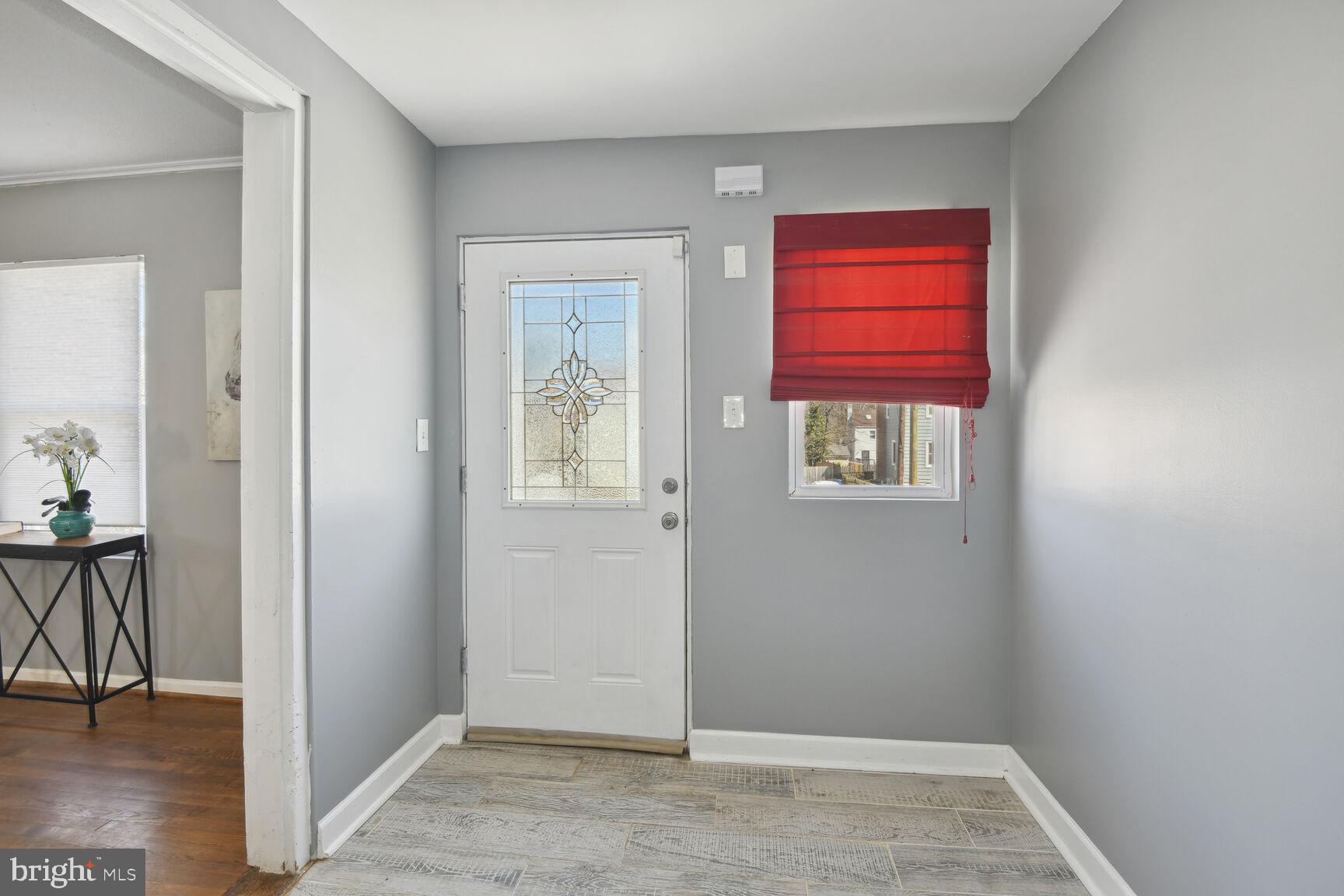 LANDOVER HILLS - Residential