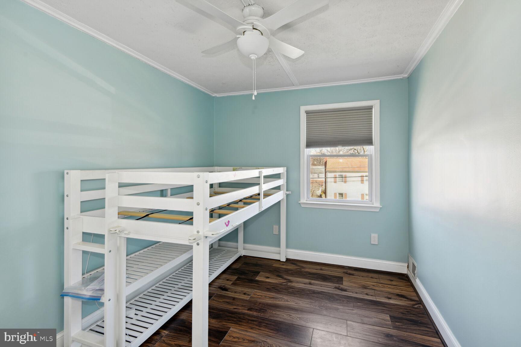 LANDOVER HILLS - Residential