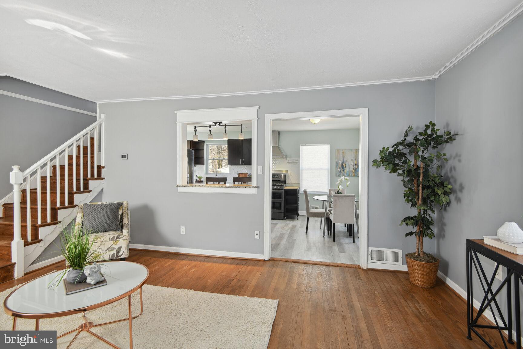 LANDOVER HILLS - Residential