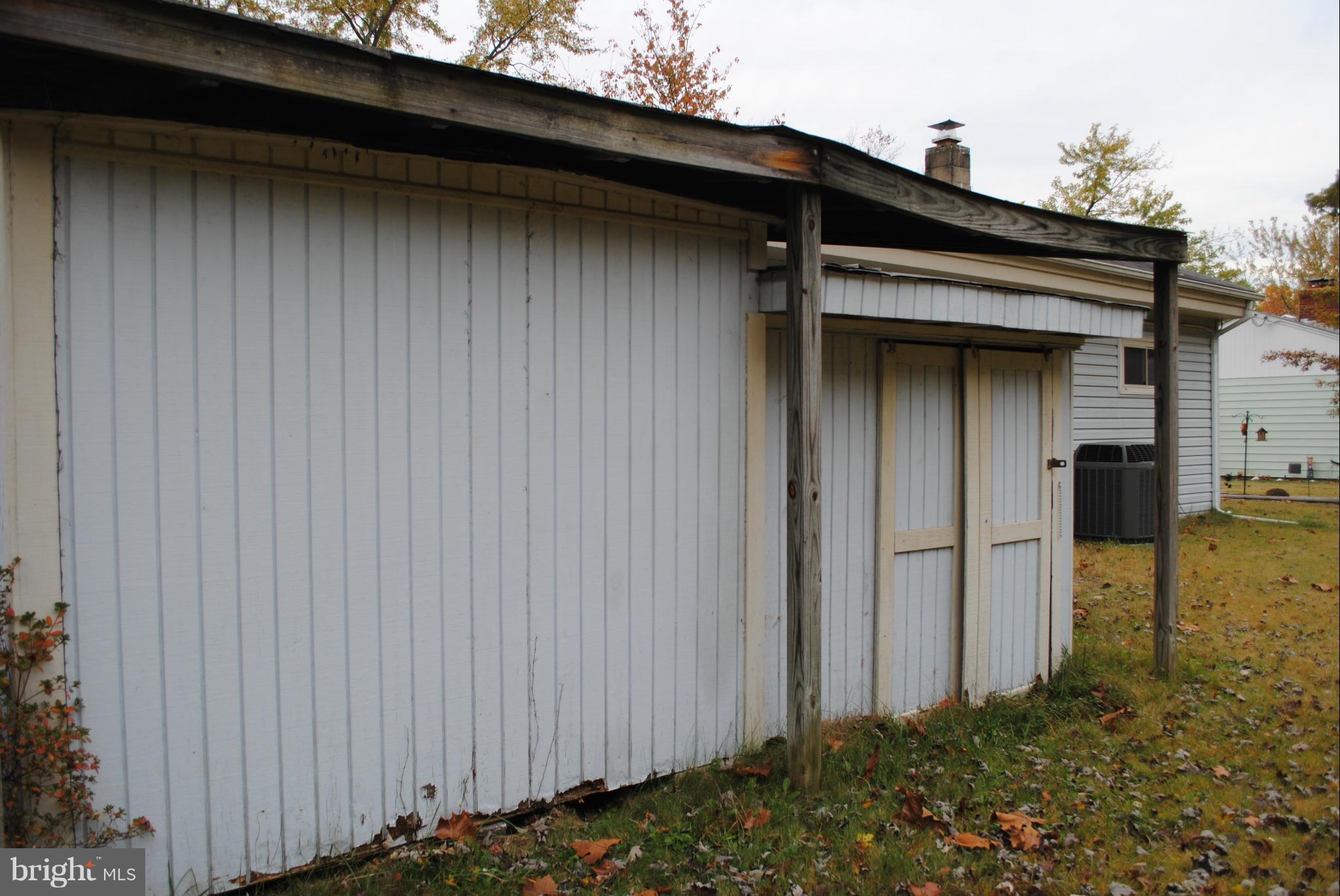 SOUTH HAMPTON VILLAGE SU - Residential