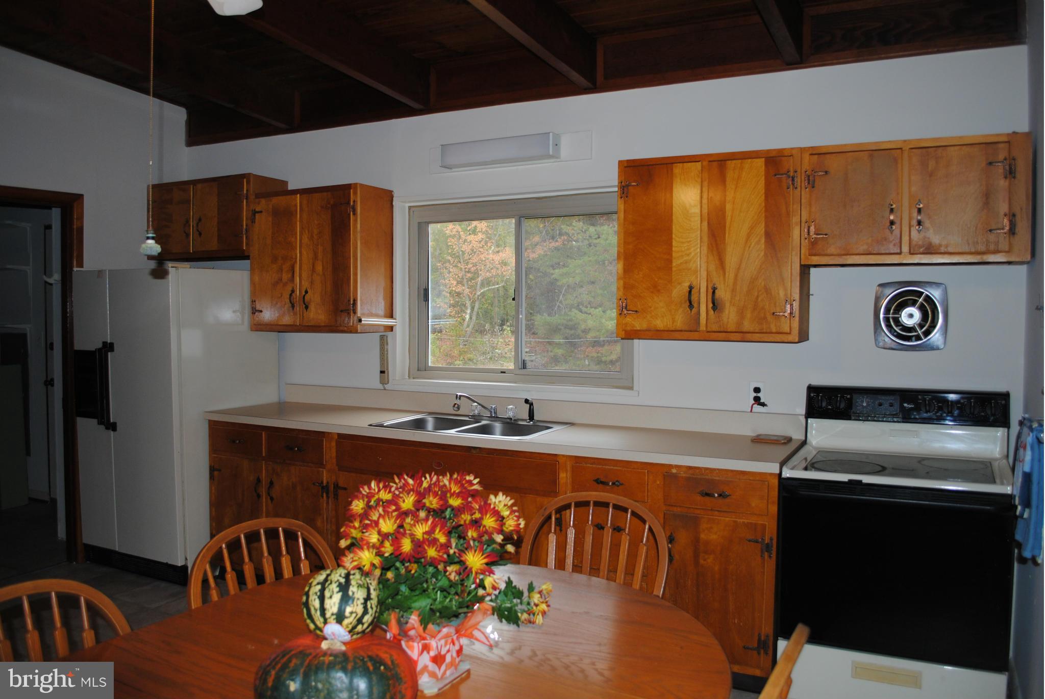 SOUTH HAMPTON VILLAGE SU - Residential