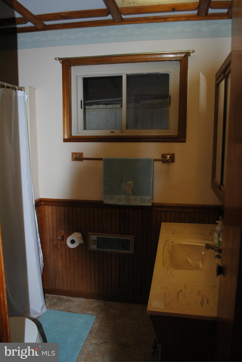 SOUTH HAMPTON VILLAGE SU - Residential