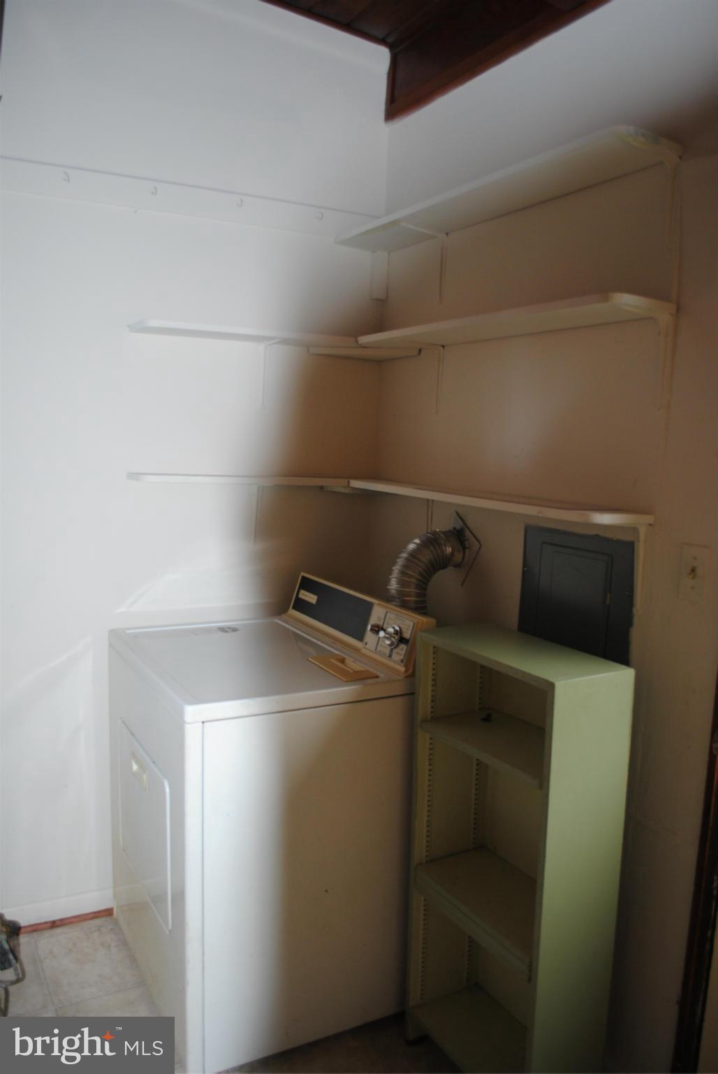 SOUTH HAMPTON VILLAGE SU - Residential