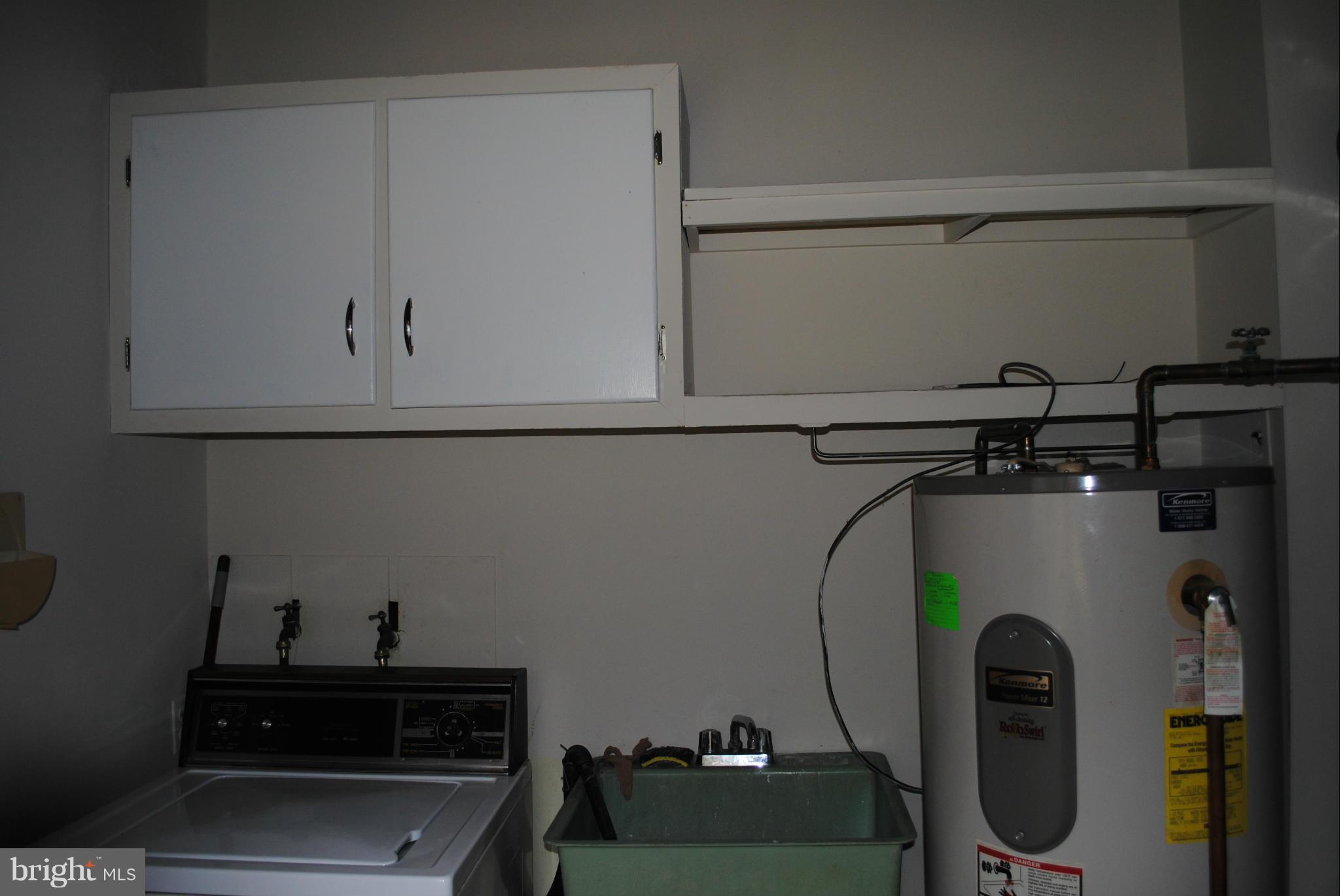 SOUTH HAMPTON VILLAGE SU - Residential